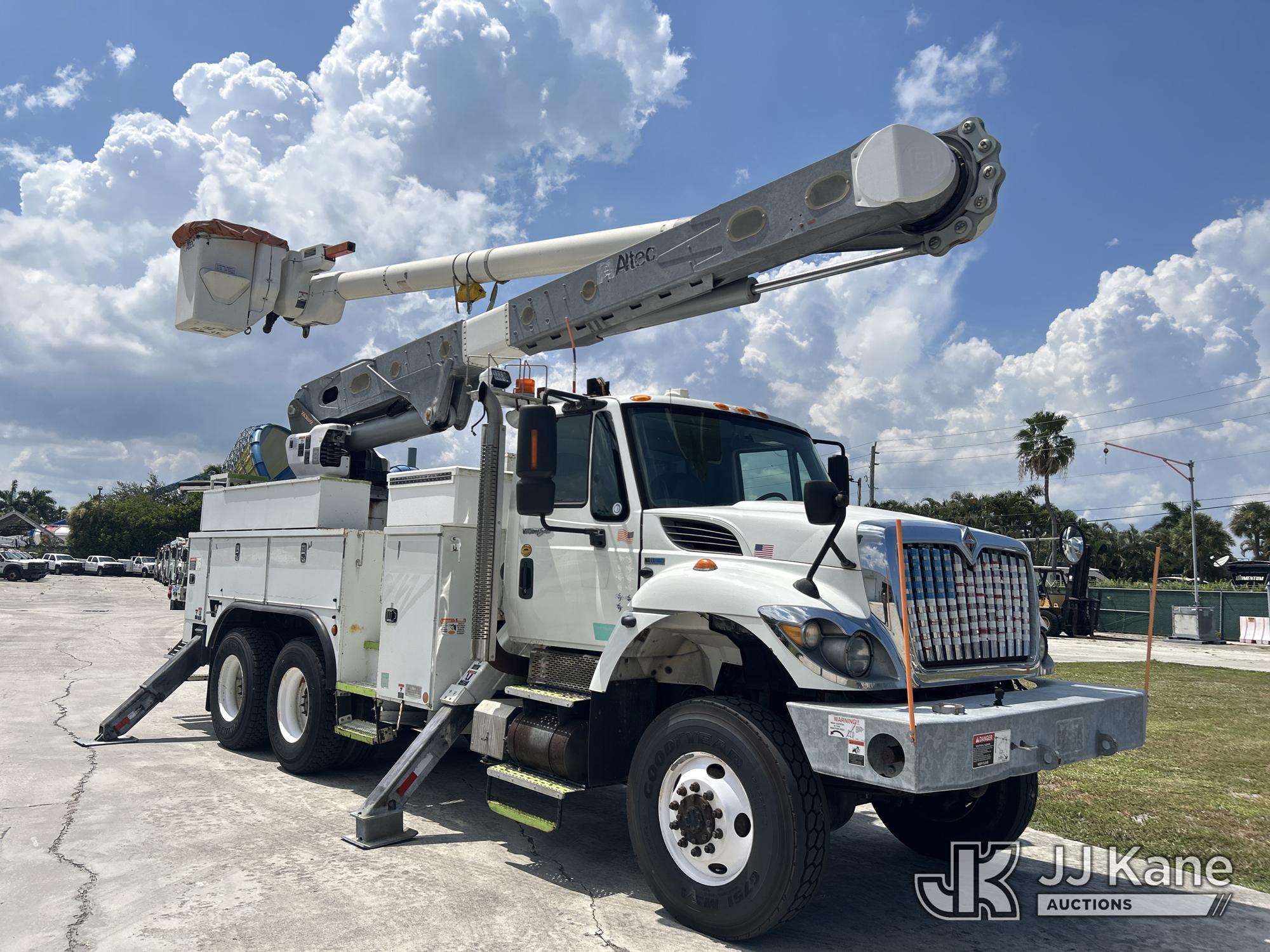 2013 International 7400