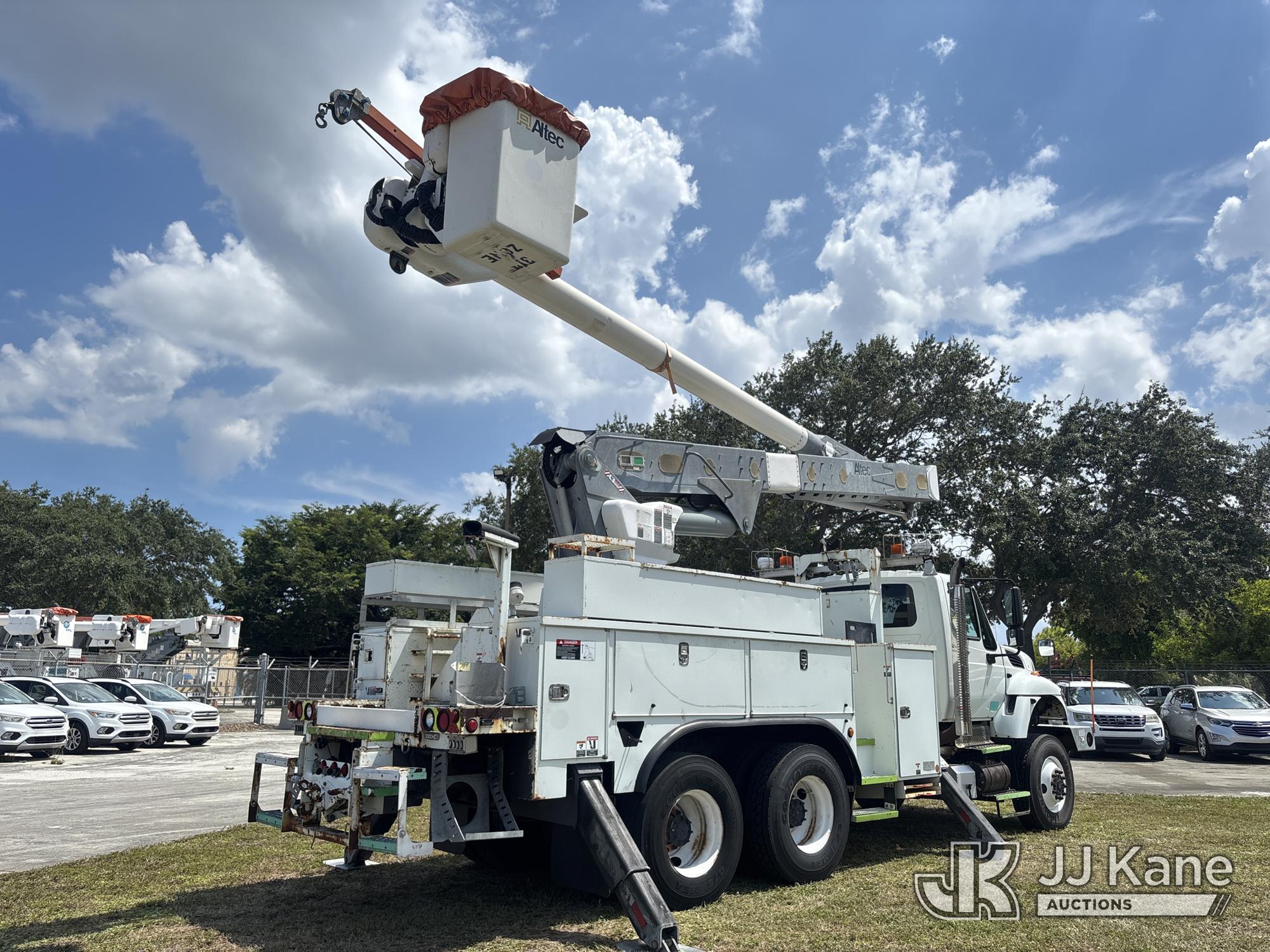 2013 International 7400 6X6