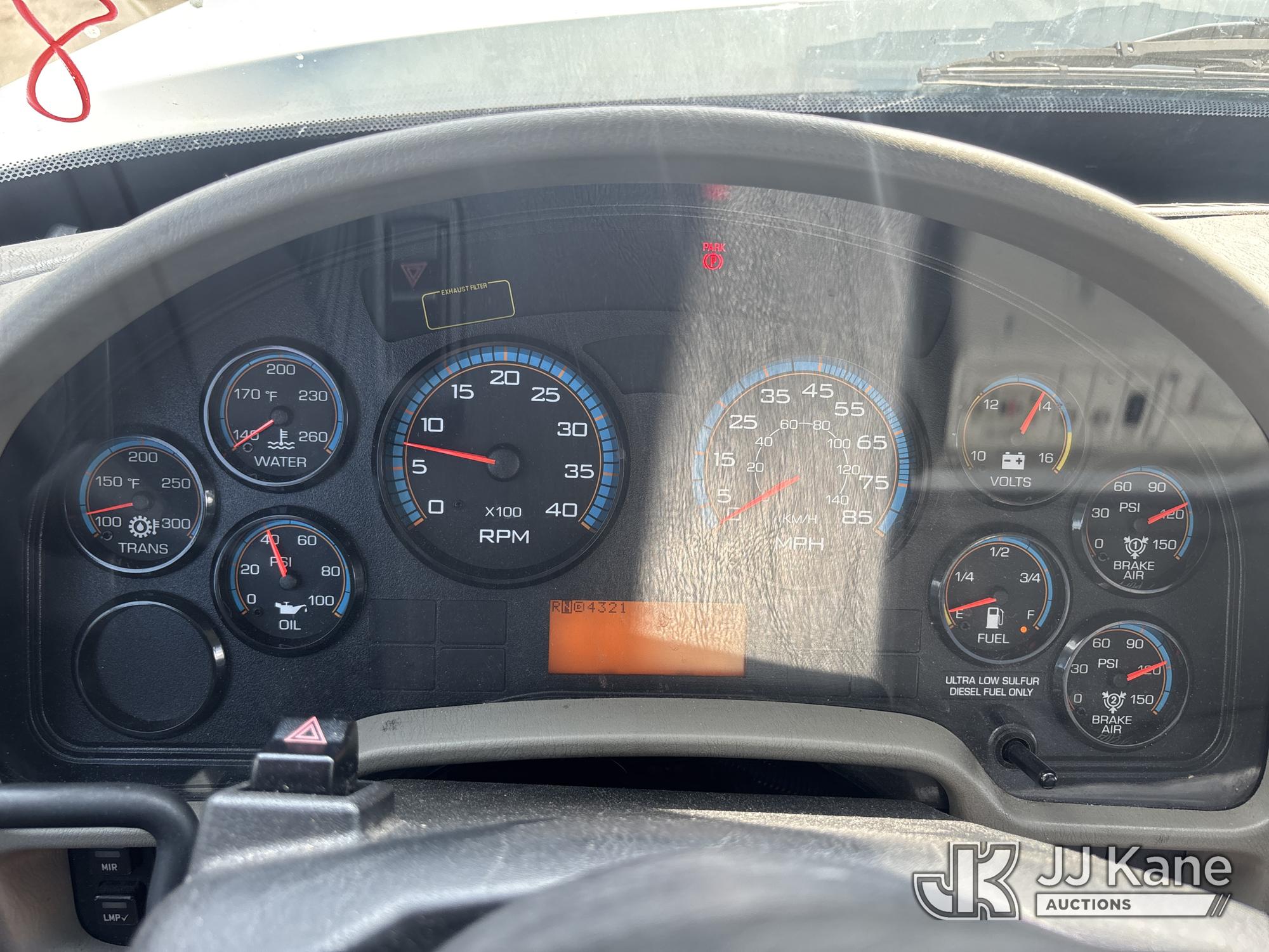 2013 International 7400 6X6