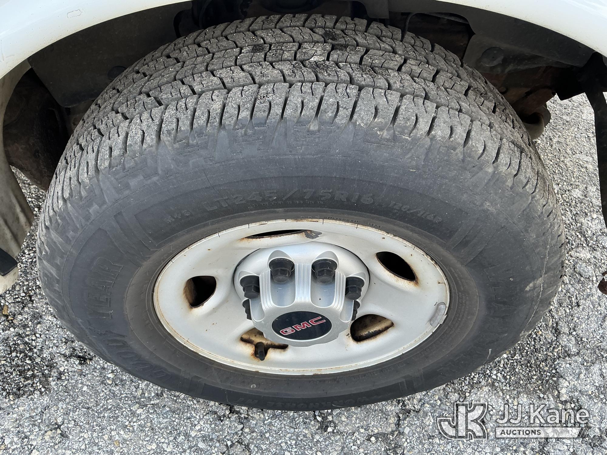 2013 GMC SAVANA G2500