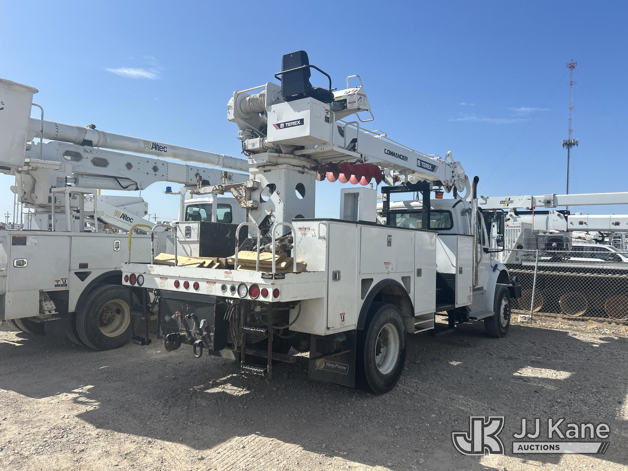 2021 Freightliner M2 106