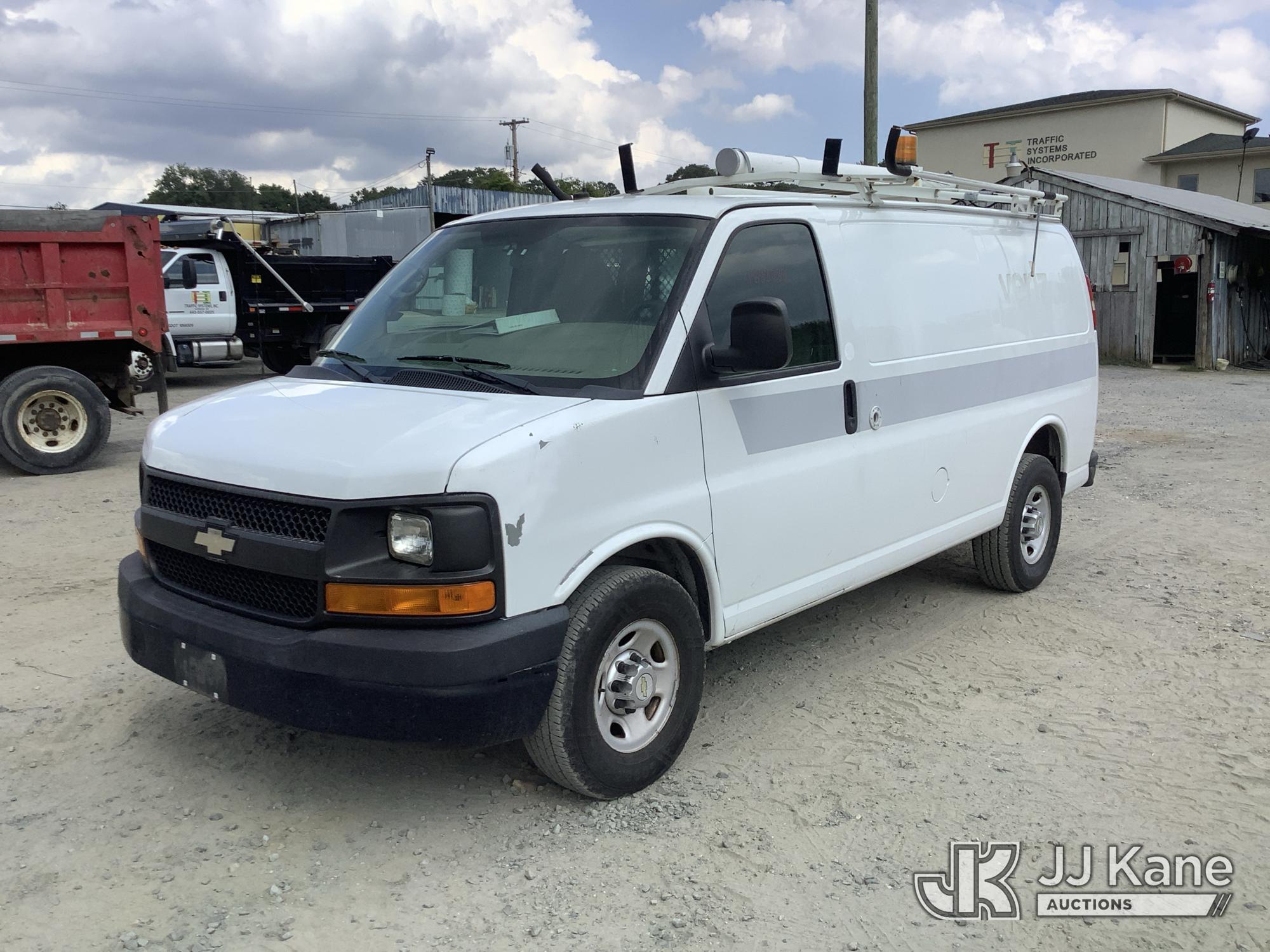 Photo of 2011 Chevrolet Express G2500