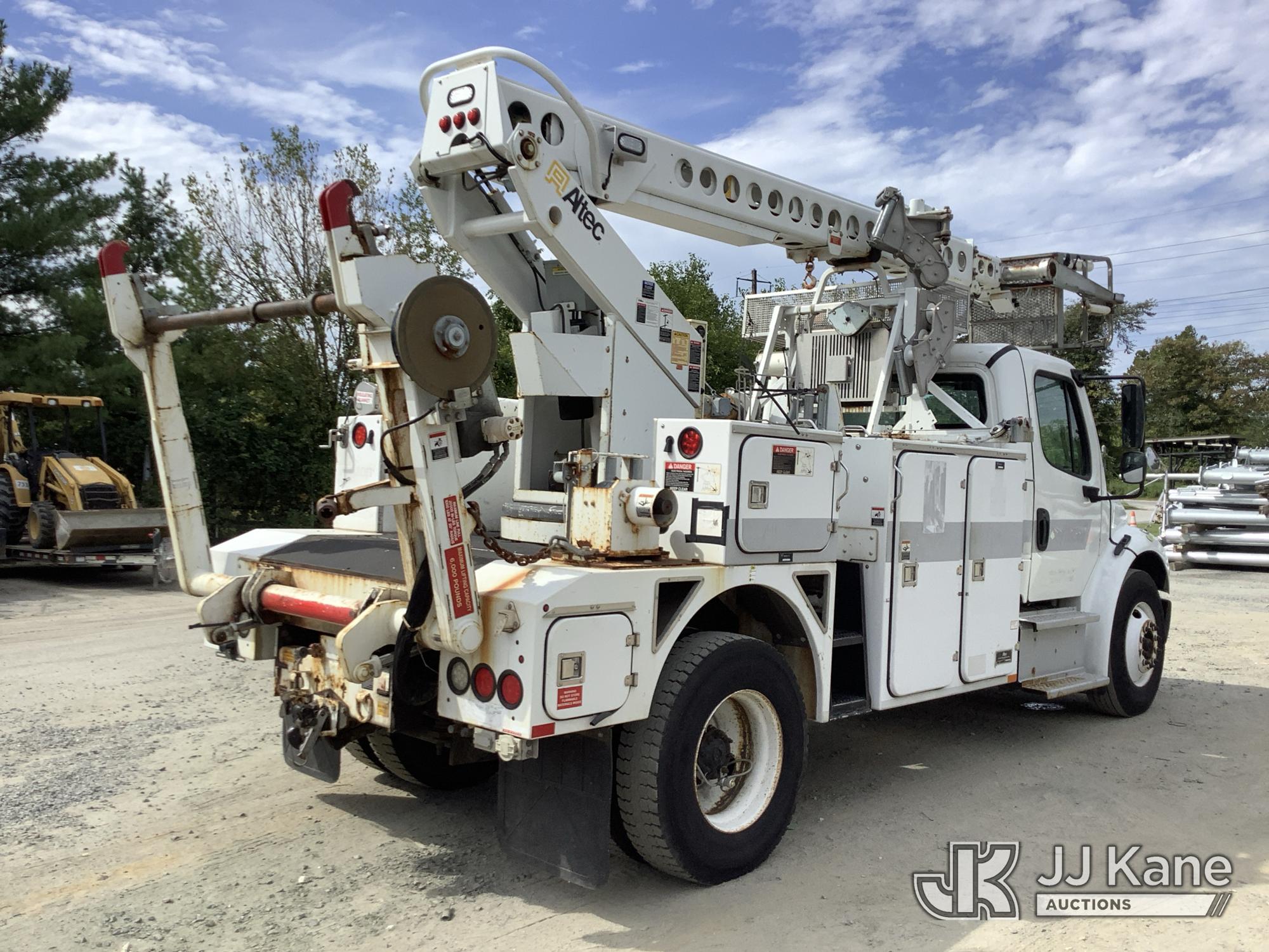2014 Freightliner M2 106