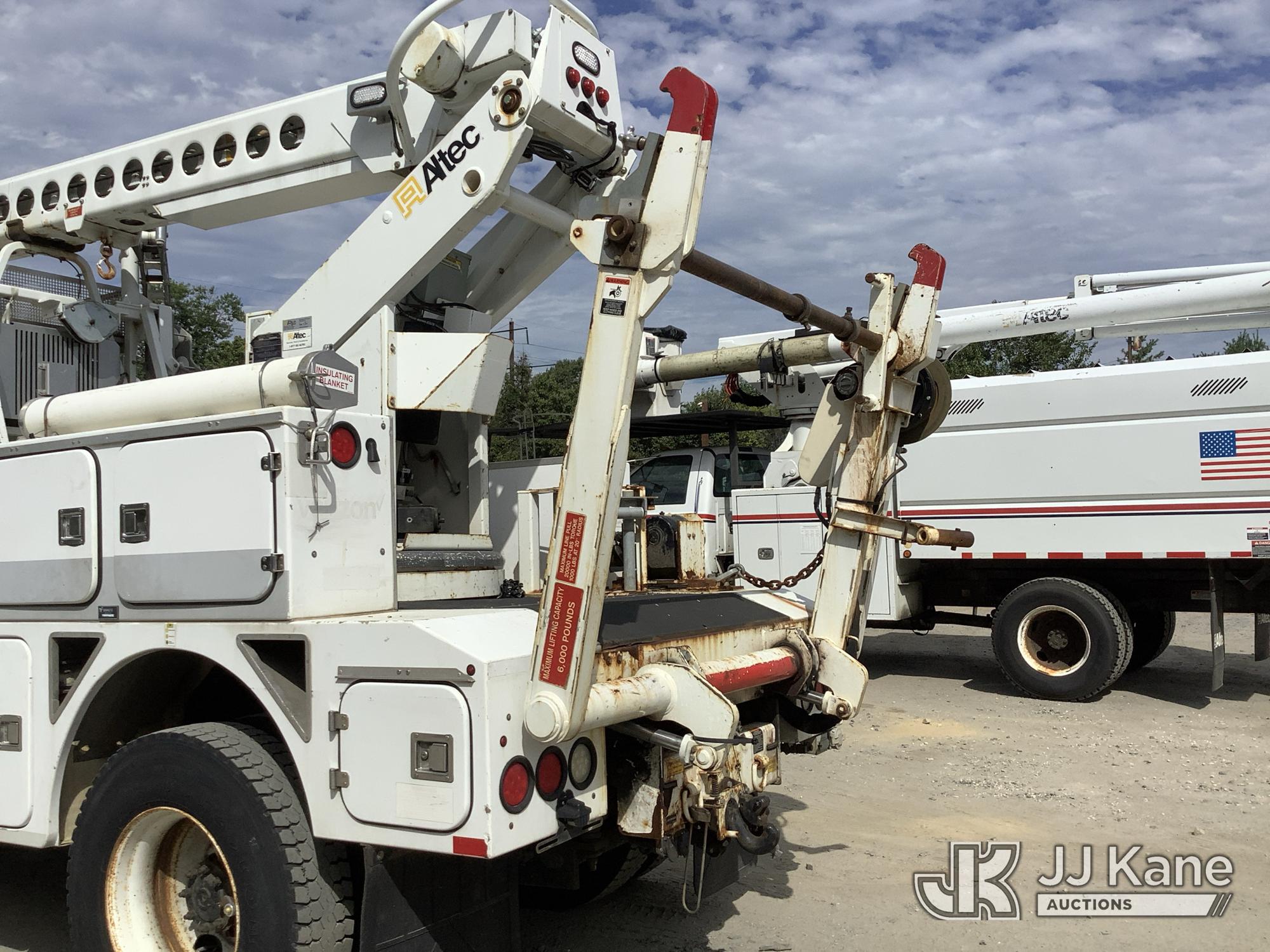 2014 Freightliner M2 106