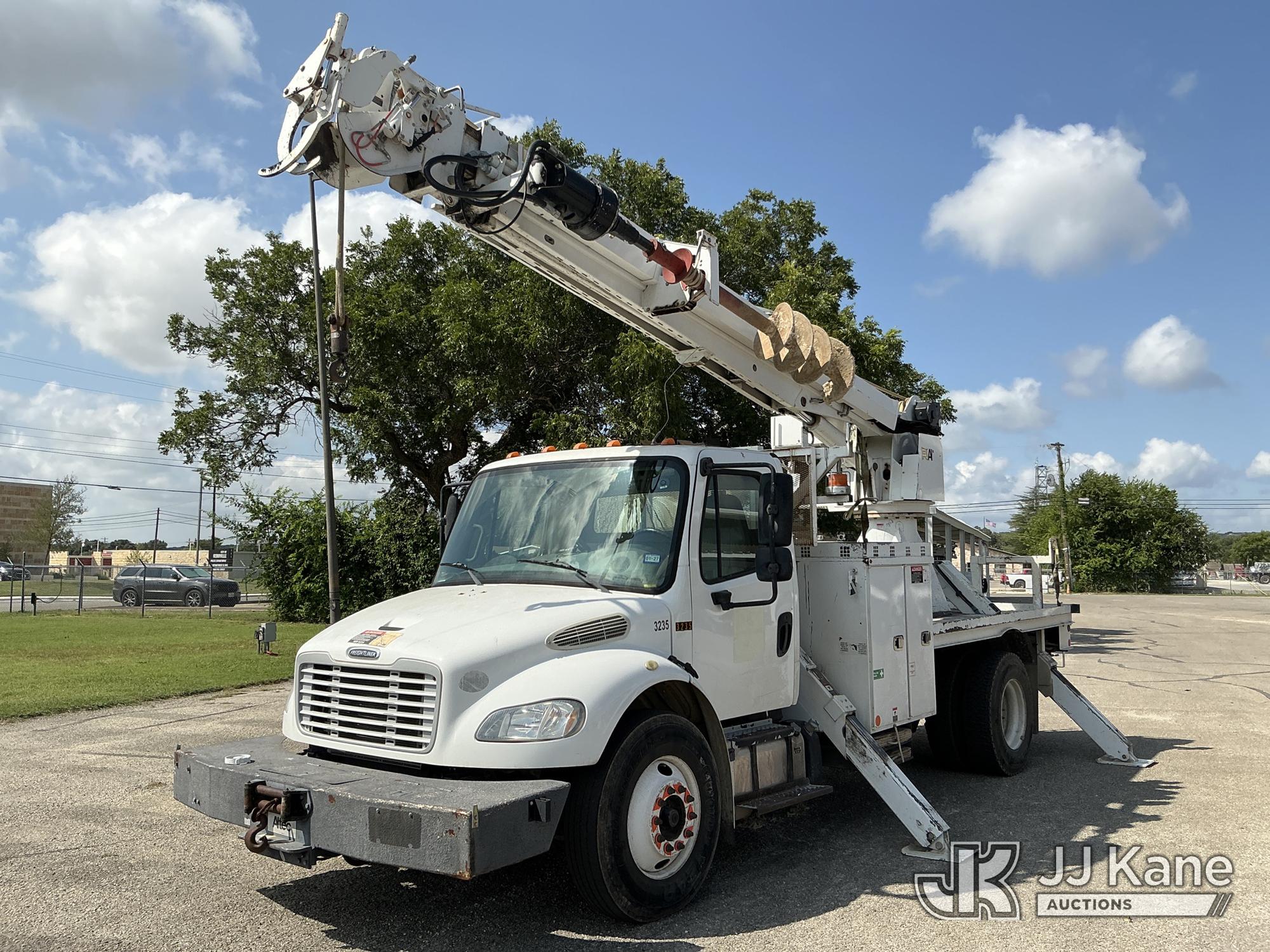 Photo of a 2014 Freightliner M2 106