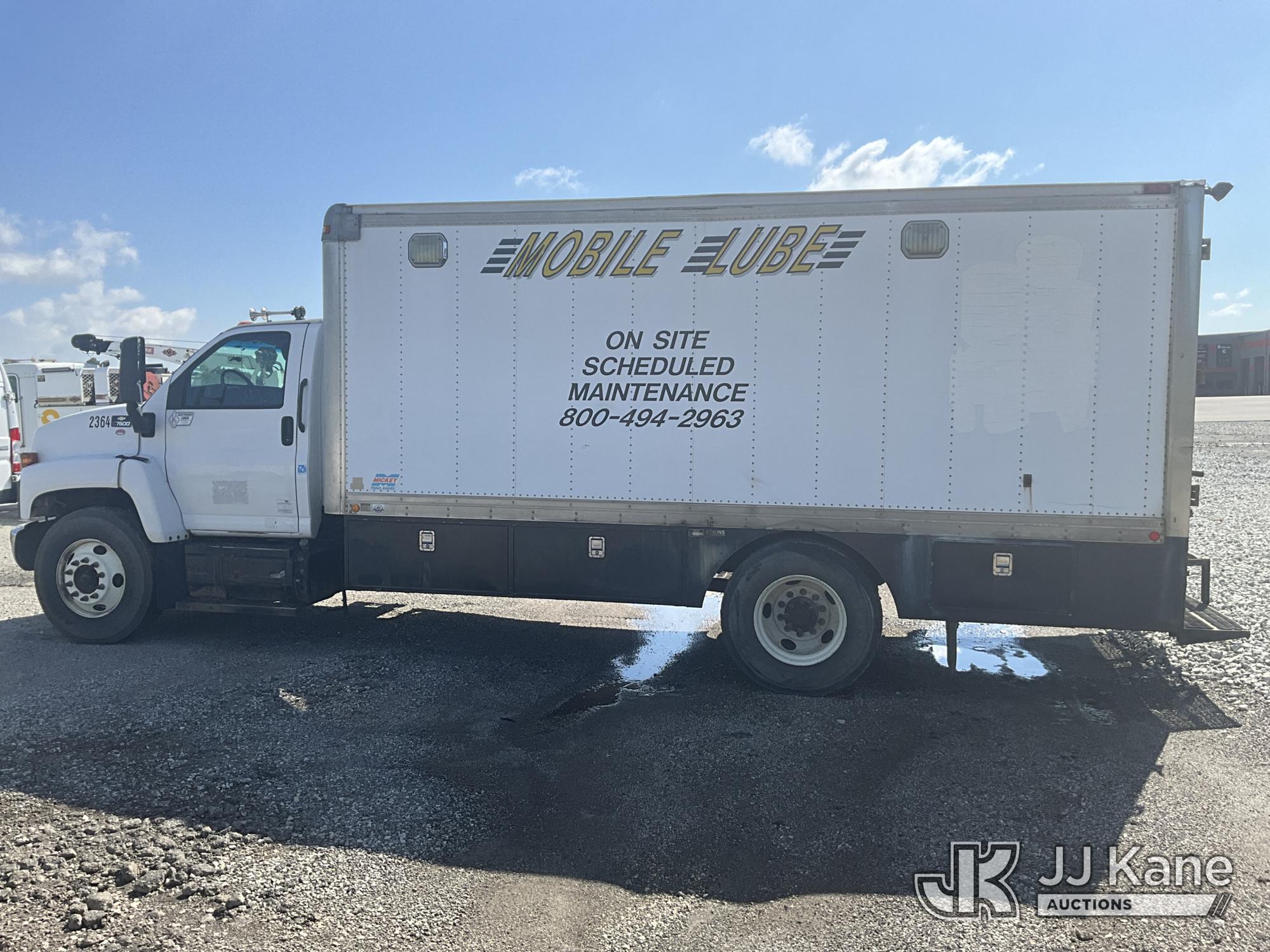 2004 Chevrolet C7500