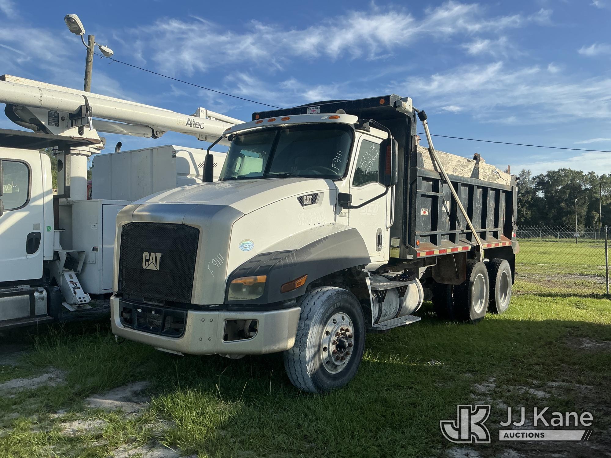 Photo of 2013 International 660S