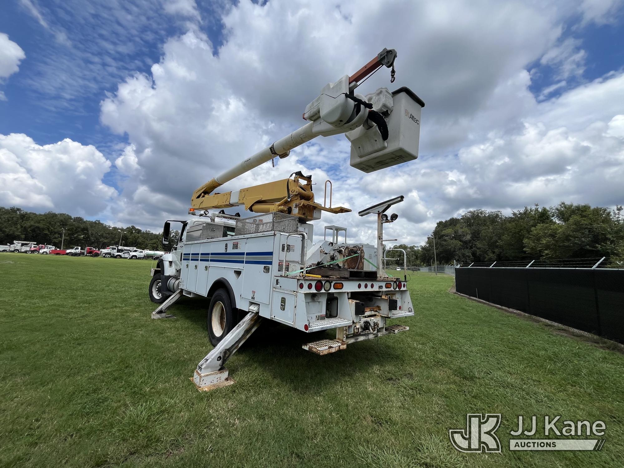 2011 International 7300 4X4