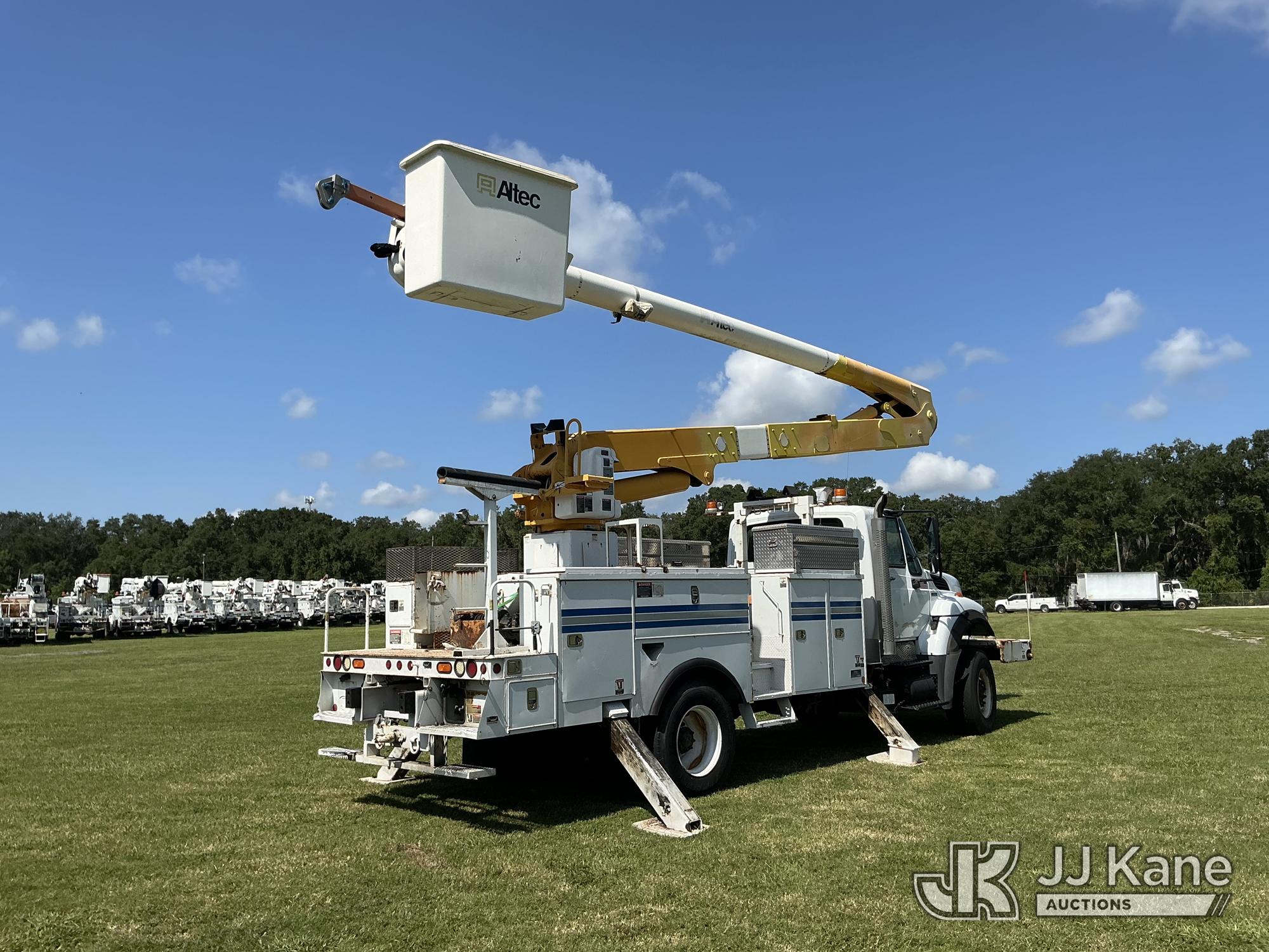 2012 International 7300 4X4