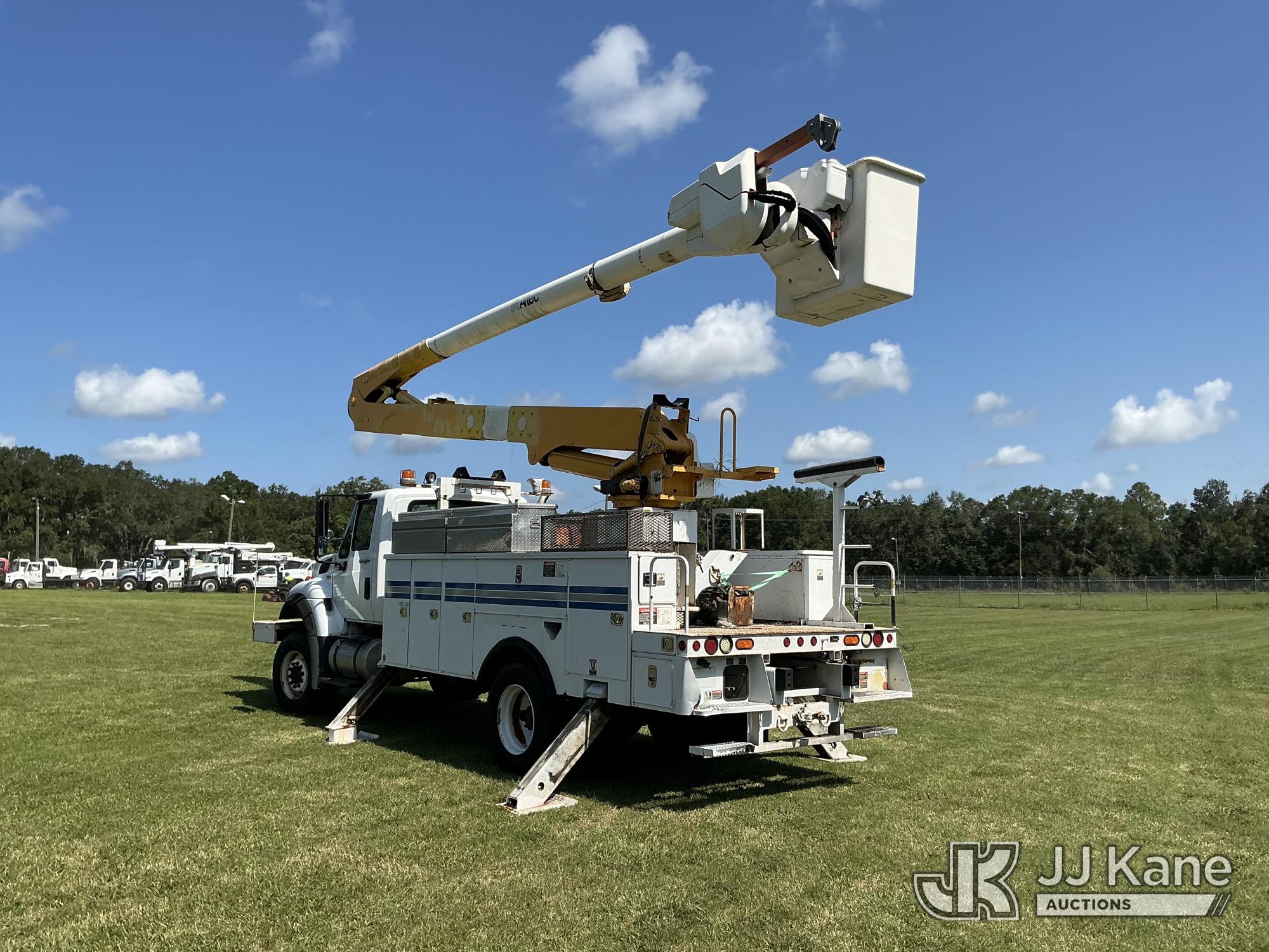 2012 International 7300 4X4