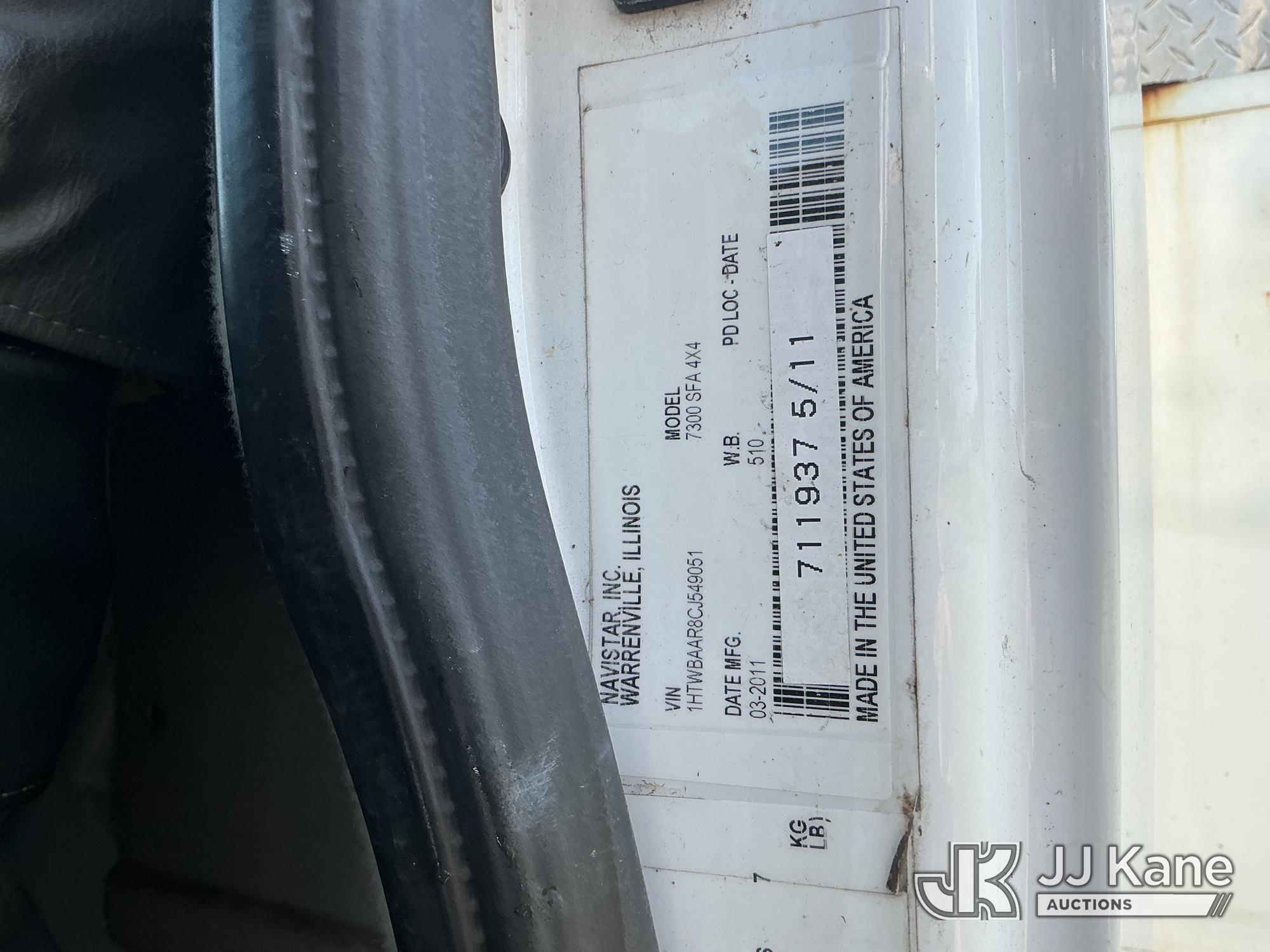 2012 International 7300 4X4