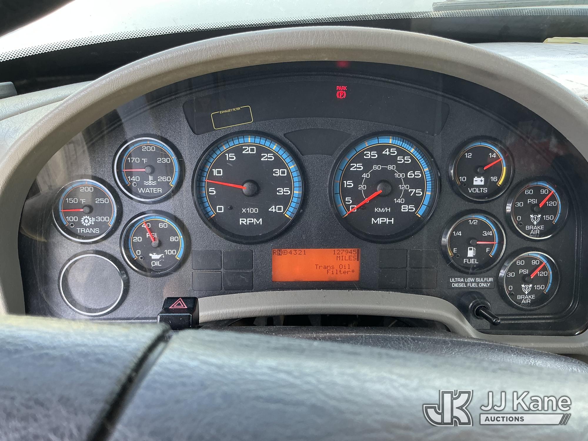 2012 International 7300 4X4