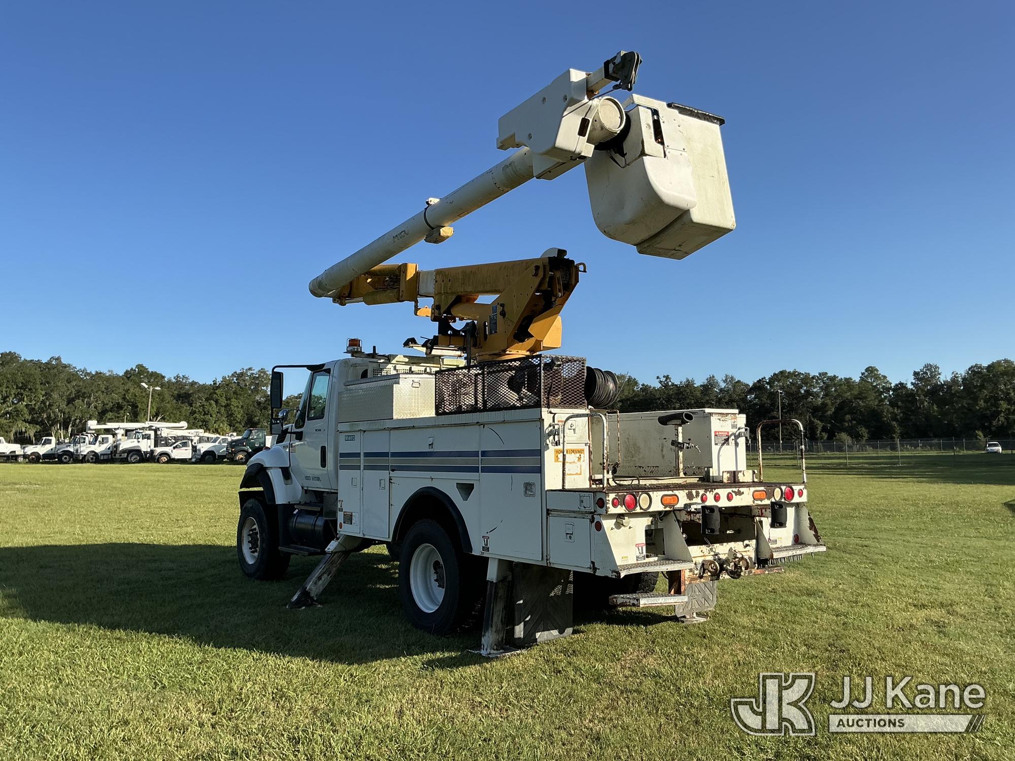 2008 International 7300 4X4