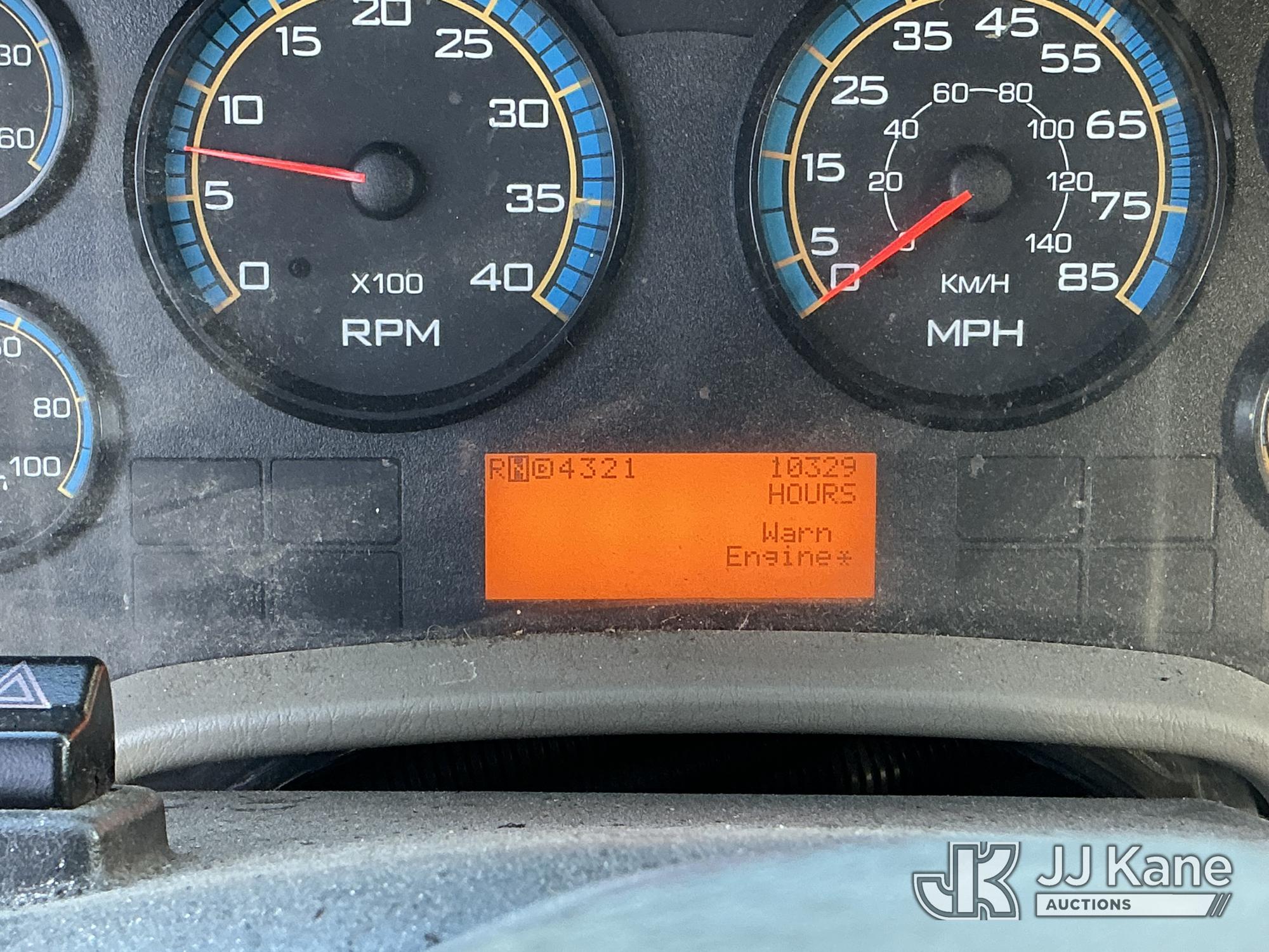 2008 International 7300 4X4