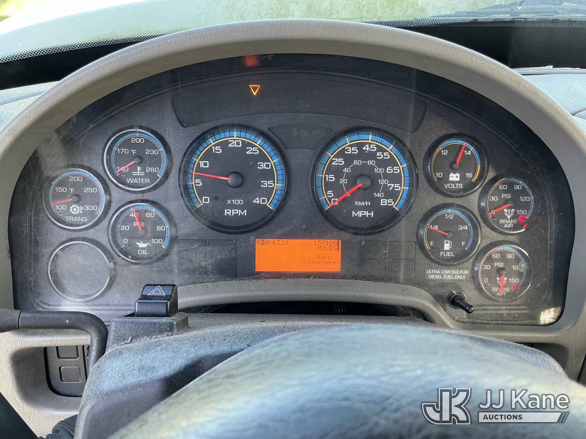 2008 International 7300 4X4