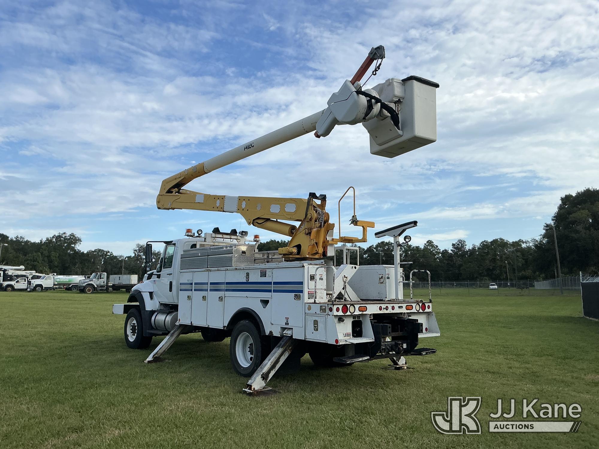 2014 International 7300 4X4