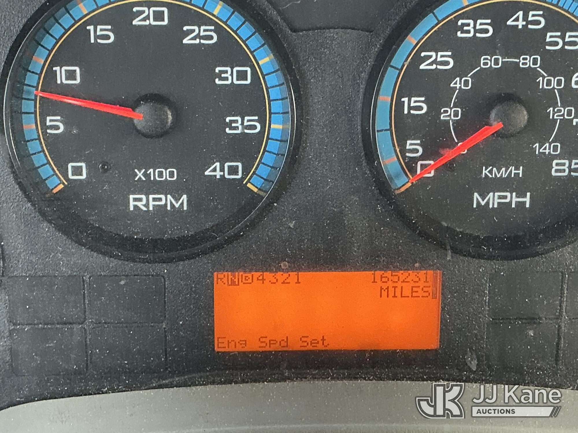 2014 International 7300 4X4