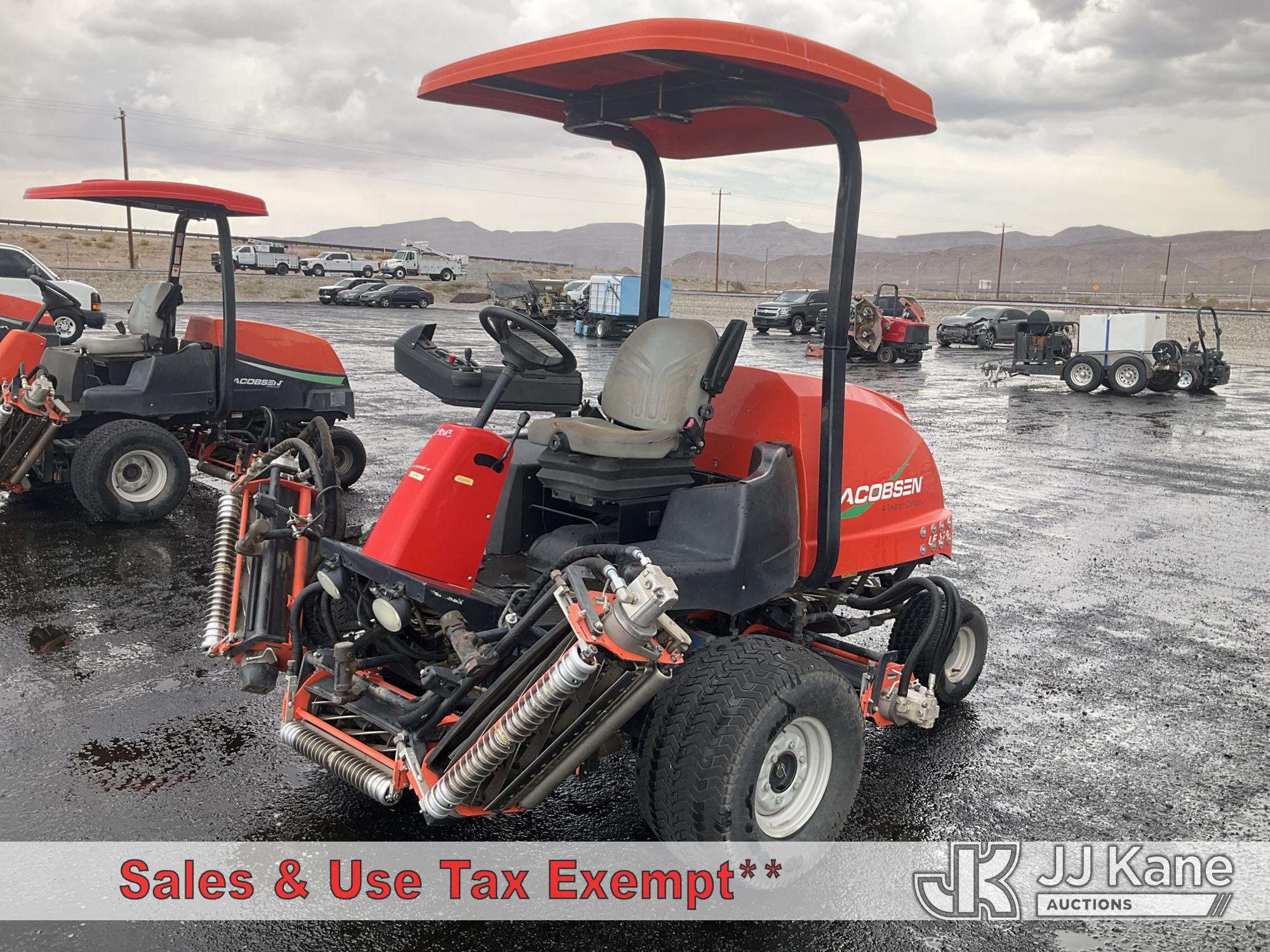 Photo of 2012 Jacobsen LF570