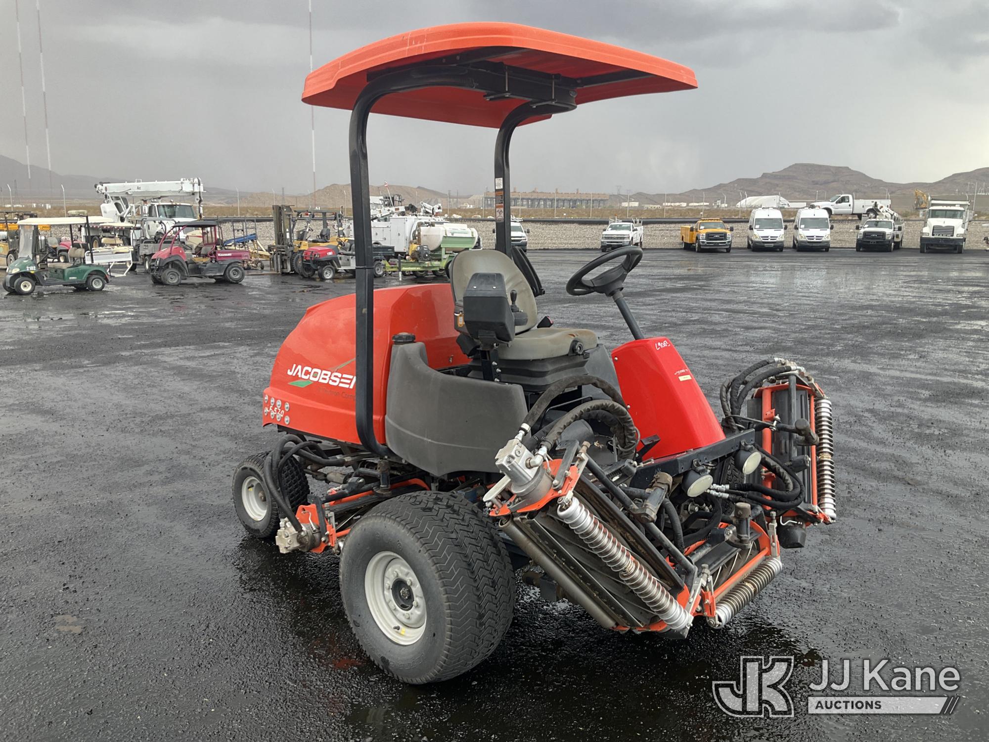 2012 Jacobsen LF570