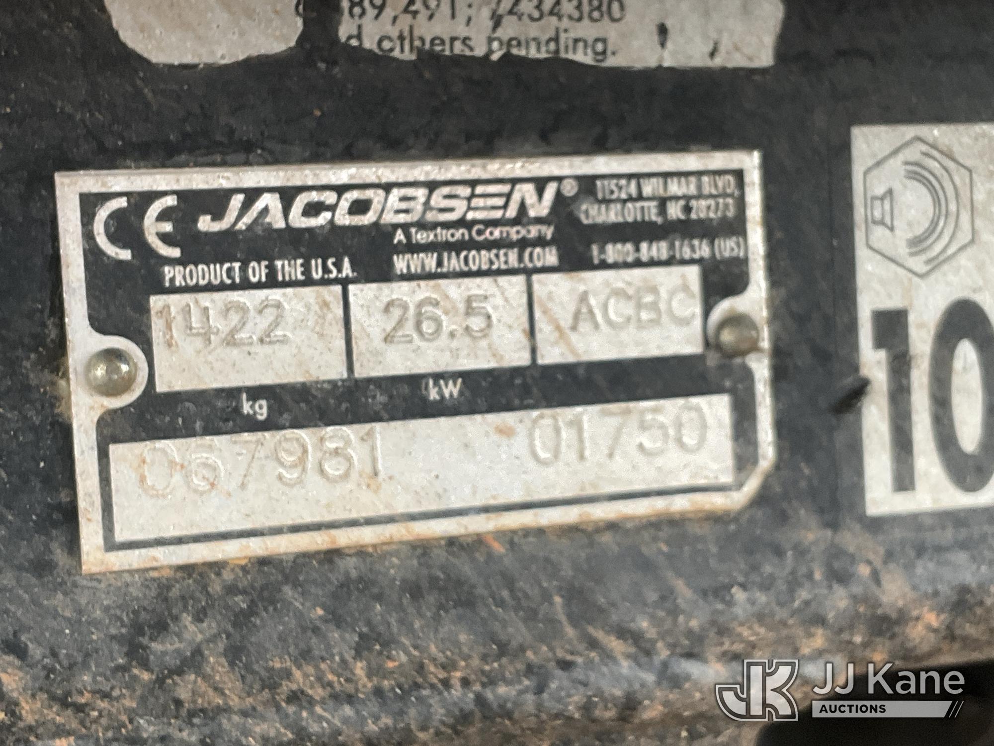2012 Jacobsen LF570