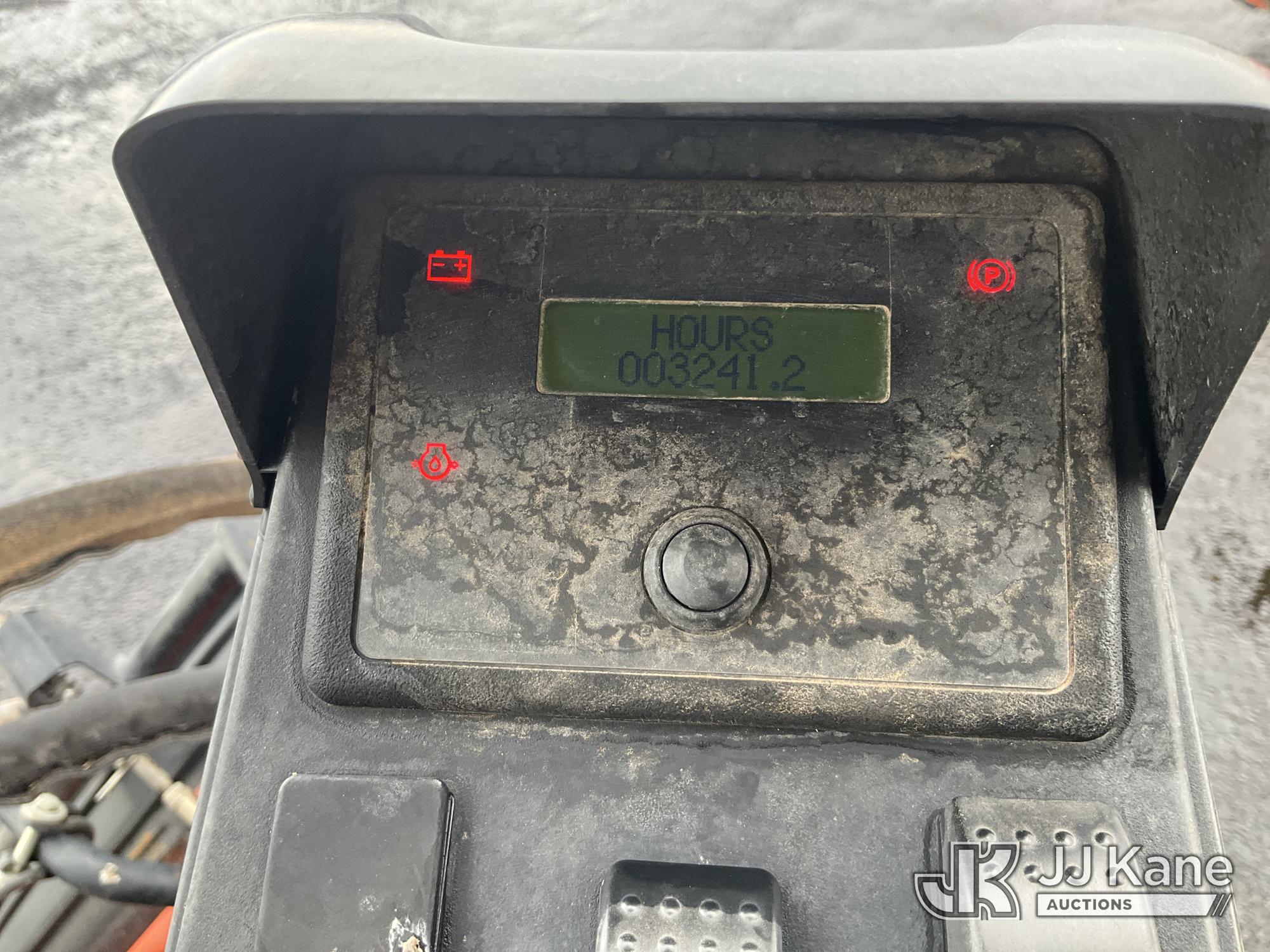 2012 Jacobsen LF570