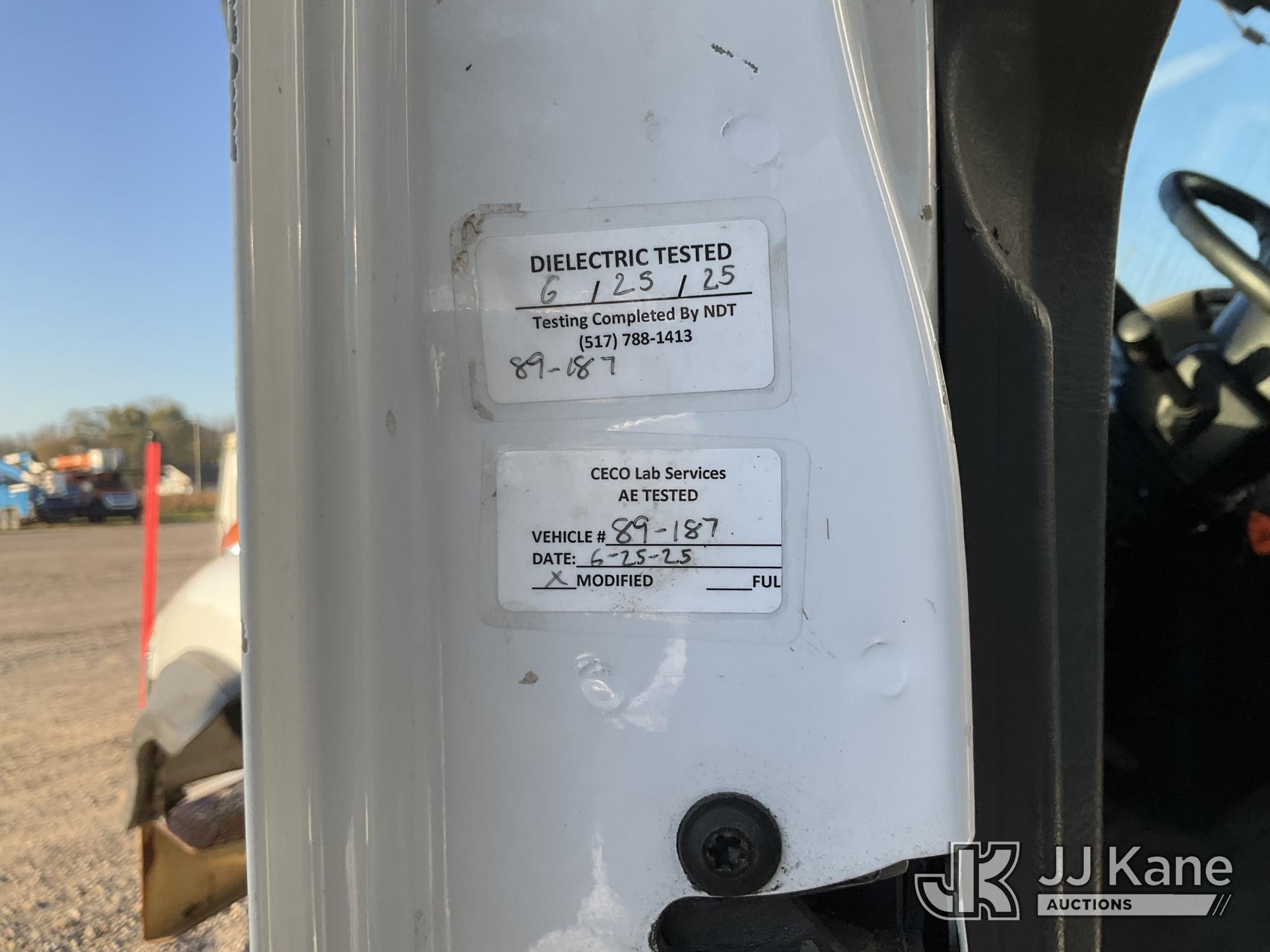 2017 International WORKSTAR 7400