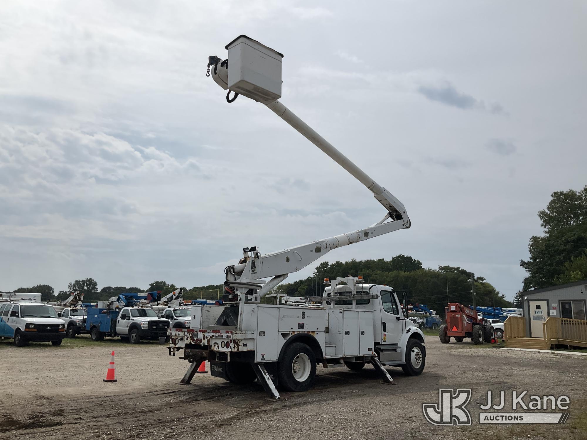 2011 Freightliner M2 106