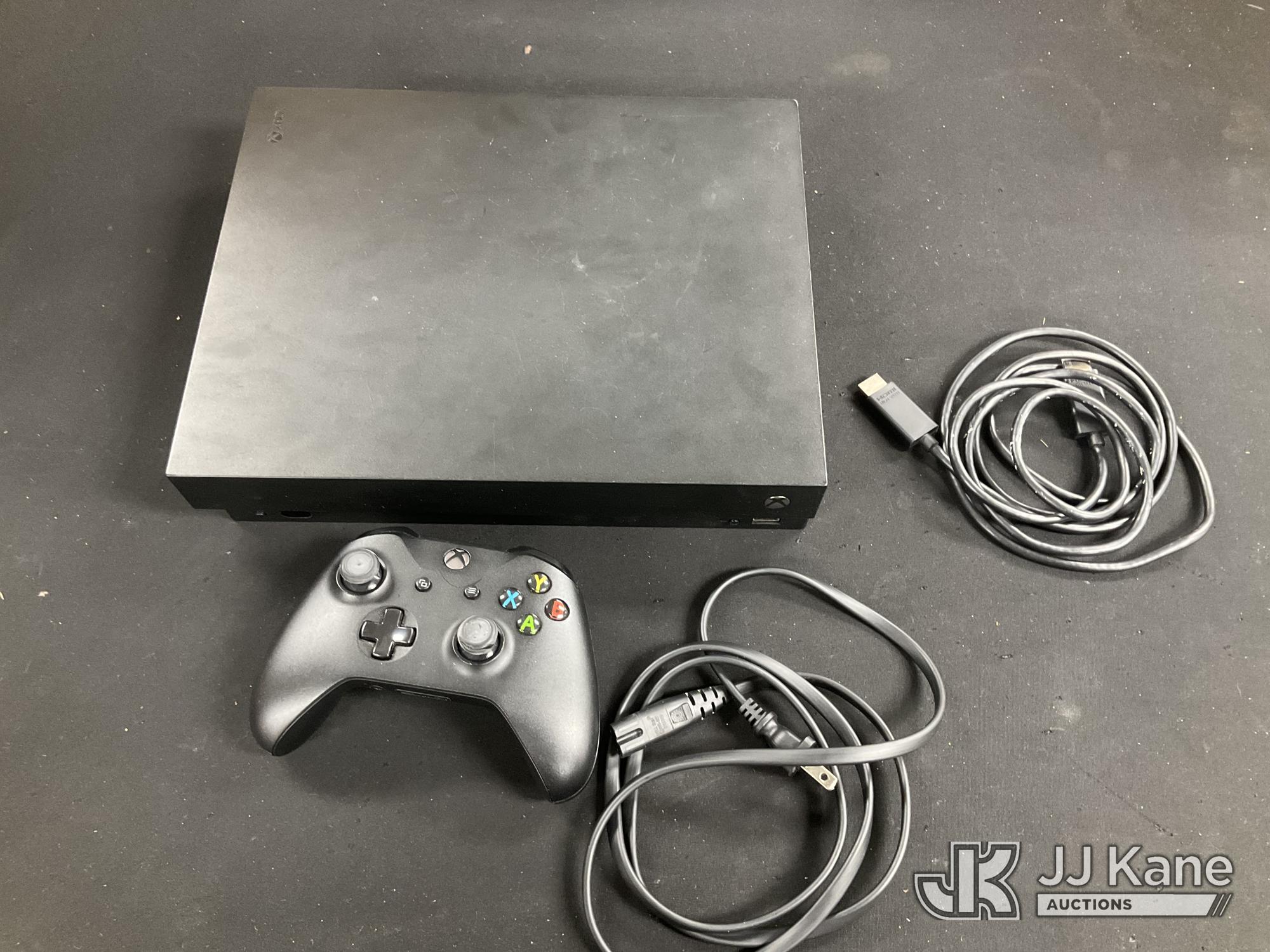 Xbox (Used) NOTE: This unit is being sold AS IS/WHERE IS via Timed Auction and is located in Jurupa Valley