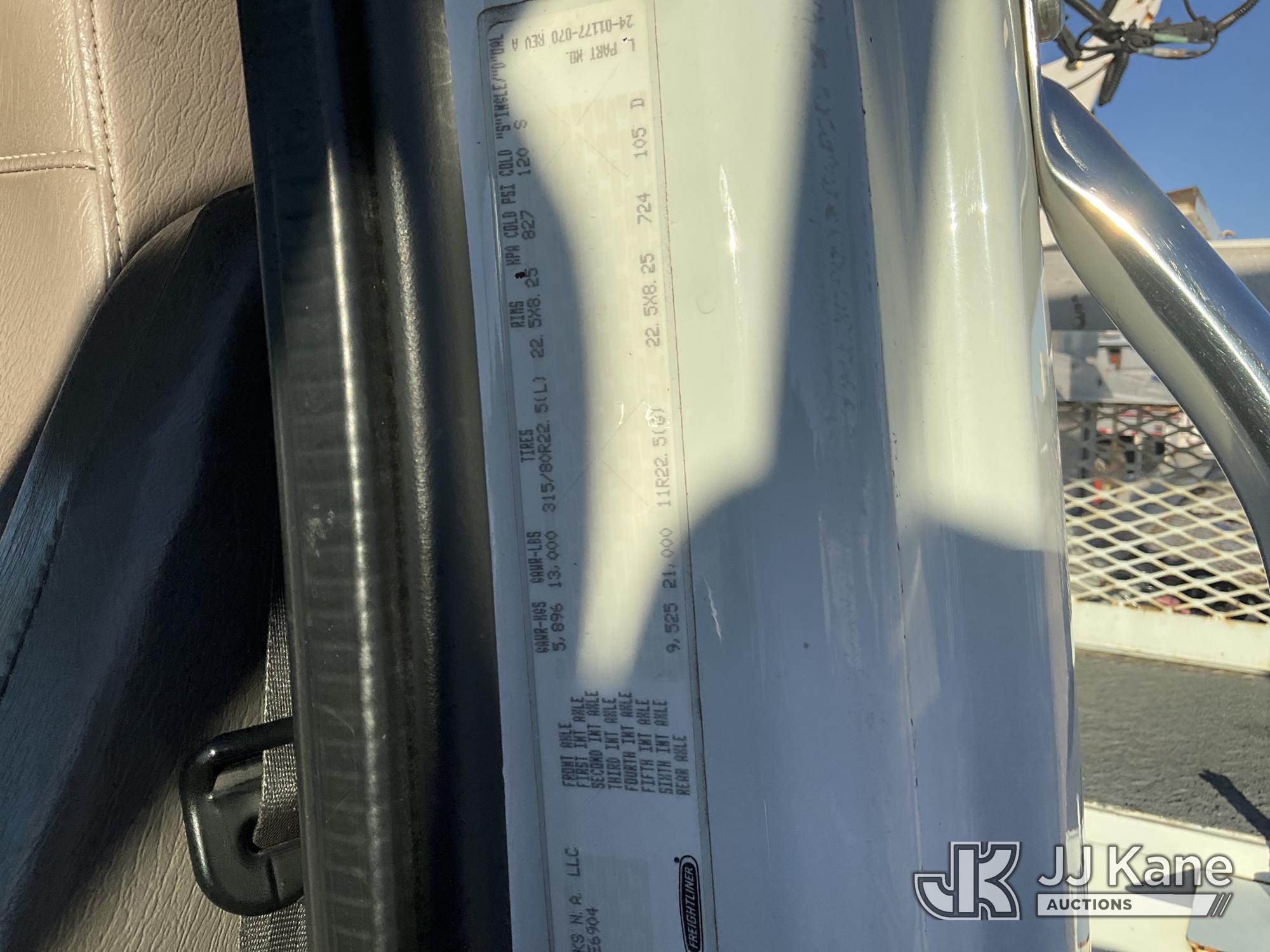 2015 Freightliner M2 106 MEDIUM DUTY