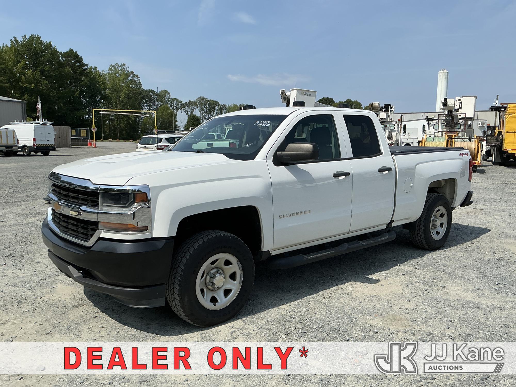 2019 Chevrolet Silverado 1500 4X4 Extended-Cab Pickup Truck