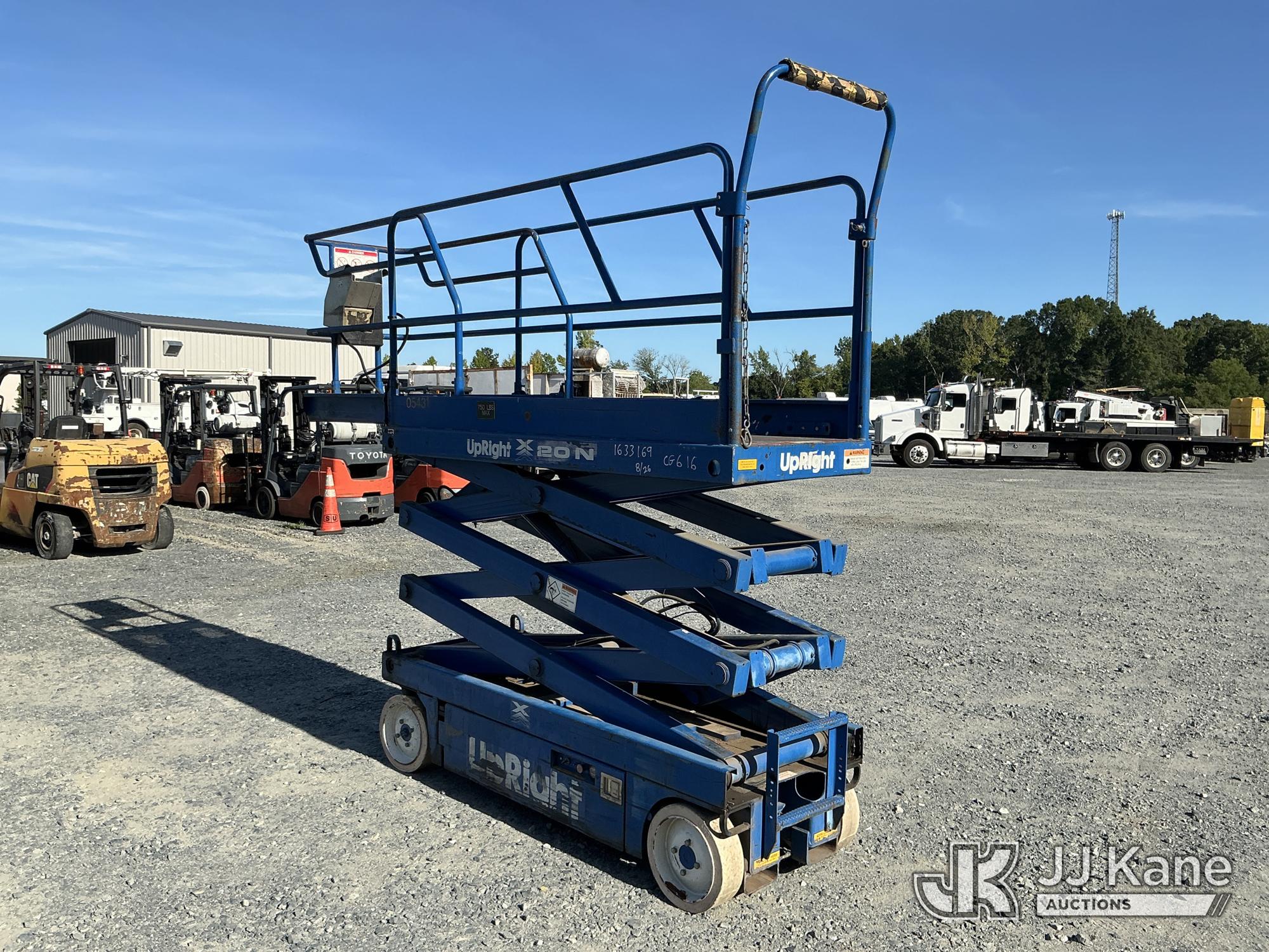 UpRight X20N Self-Propelled Scissor Lift