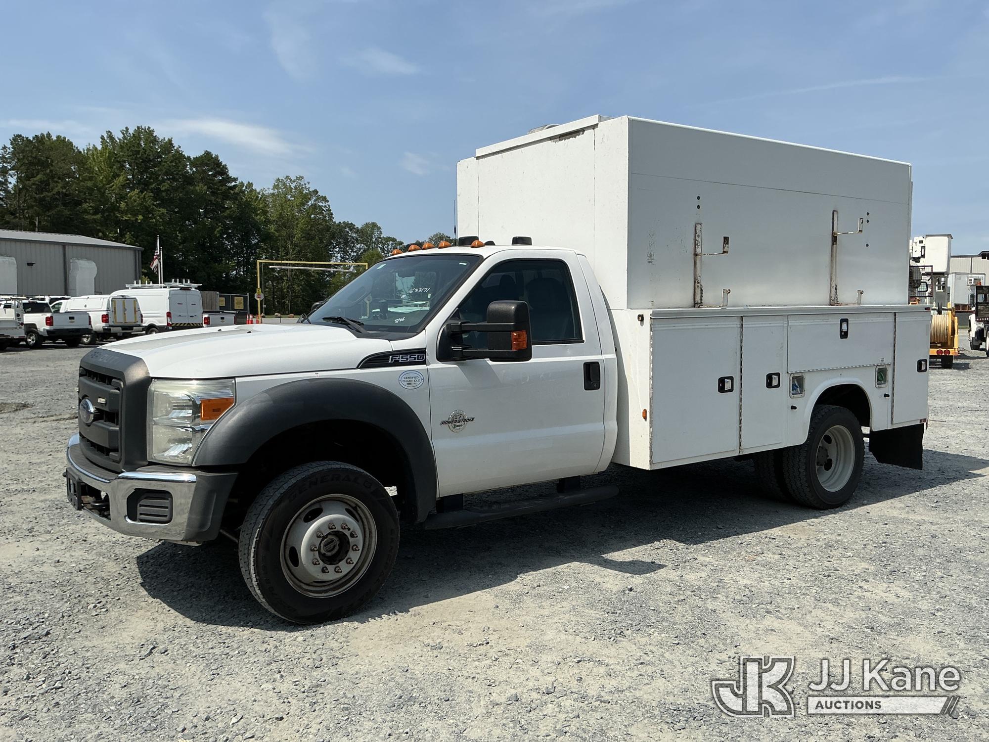 2016 Ford F550 4X4 Enclosed High-Top Service Truck