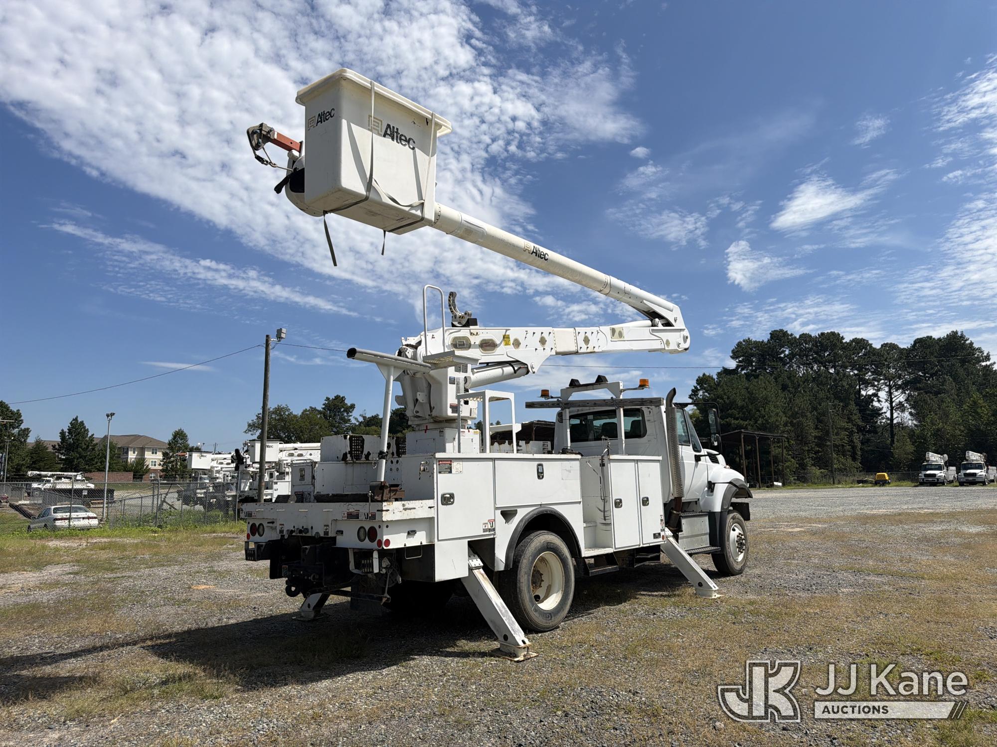2017 International 7300 4x4