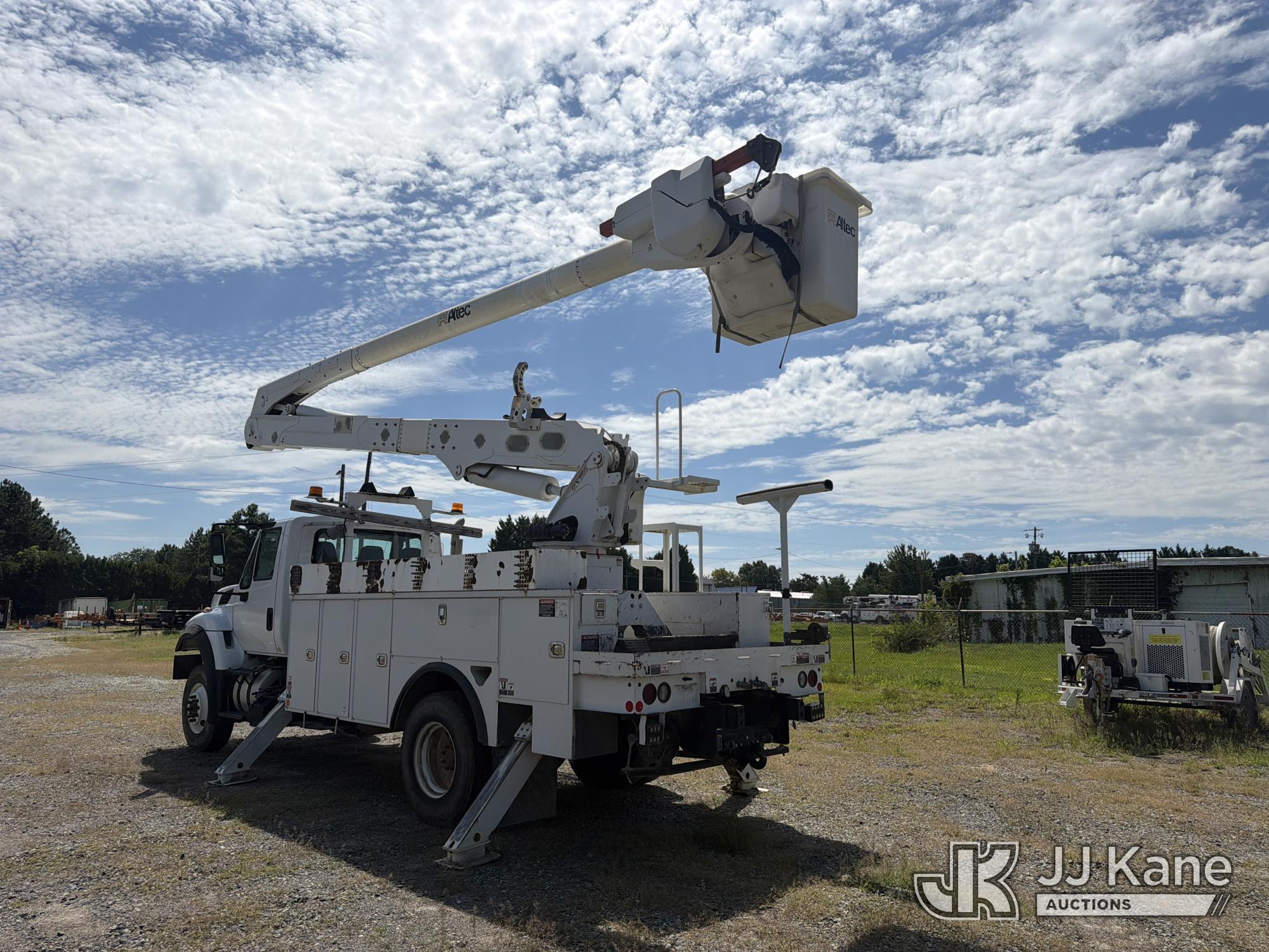 2017 International 7300 4x4
