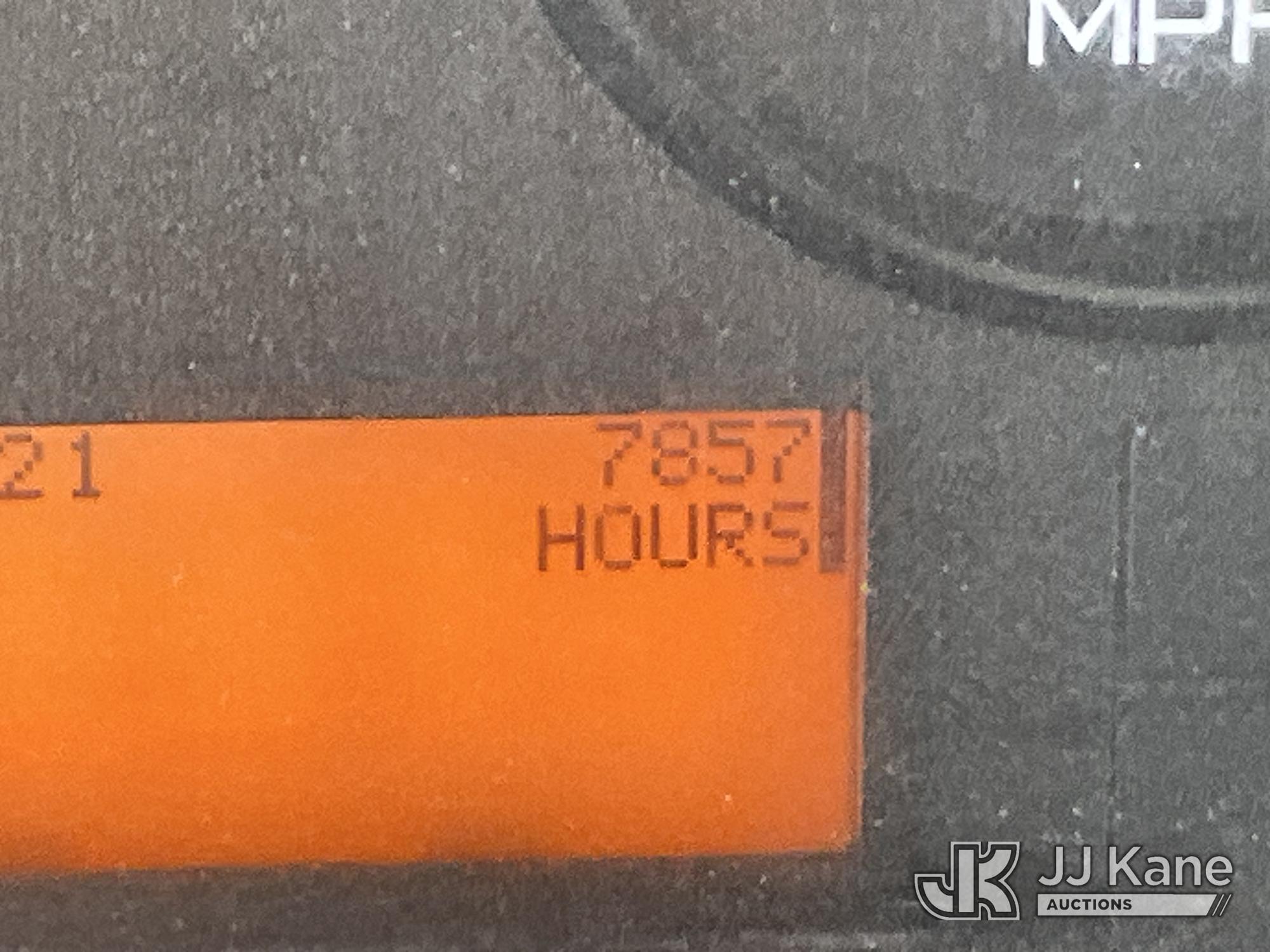 2016 International 7300 4x4