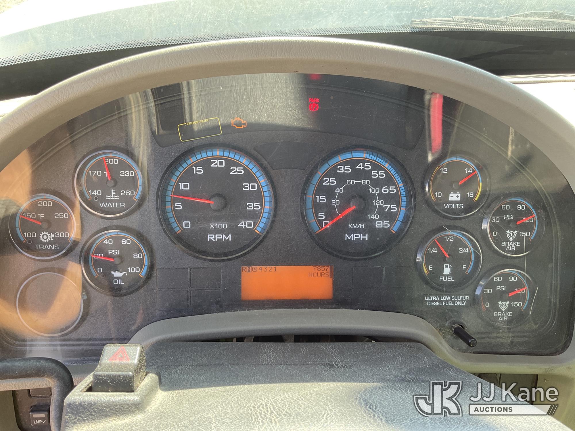 2016 International 7300 4x4
