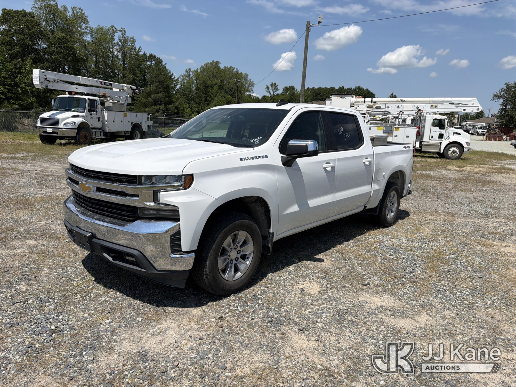 Photo of 2021 Chevrolet Silverado 1500 4x4