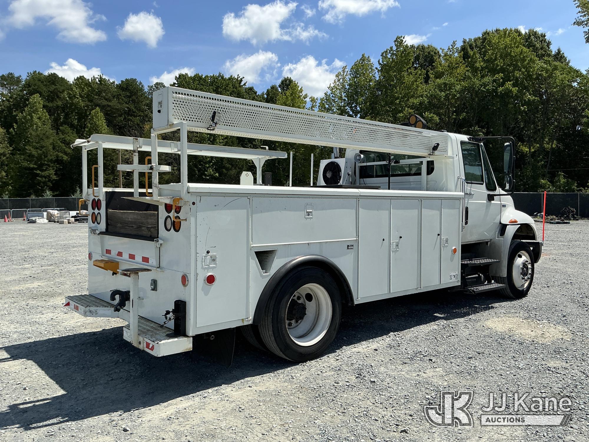 2014 International 4300 LP