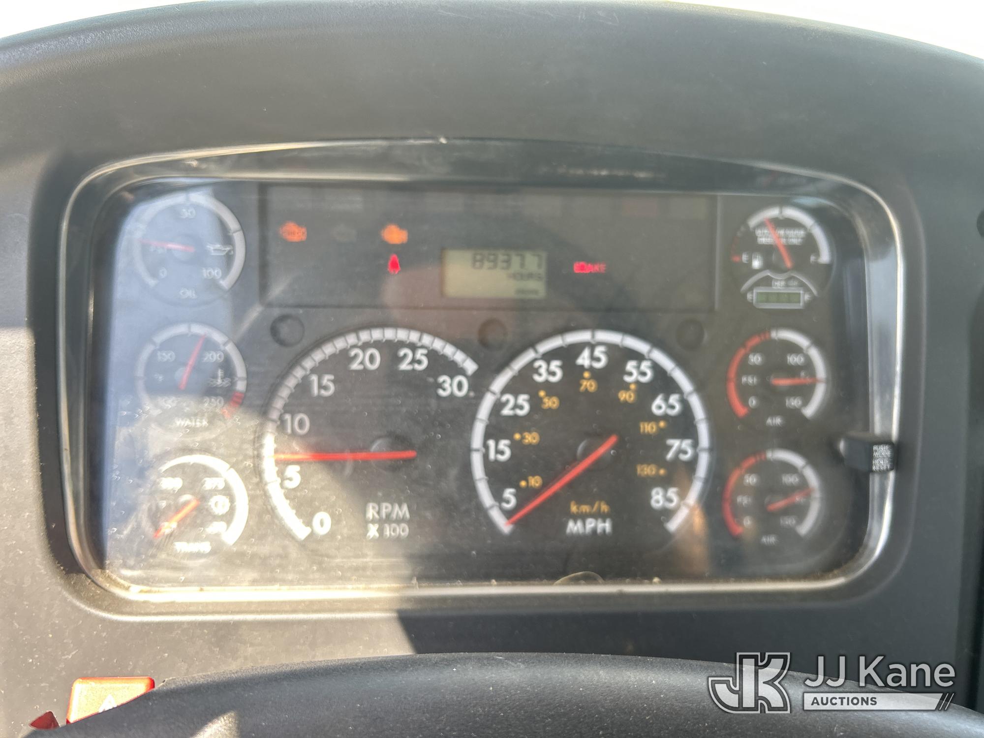 2016 Freightliner M2 106
