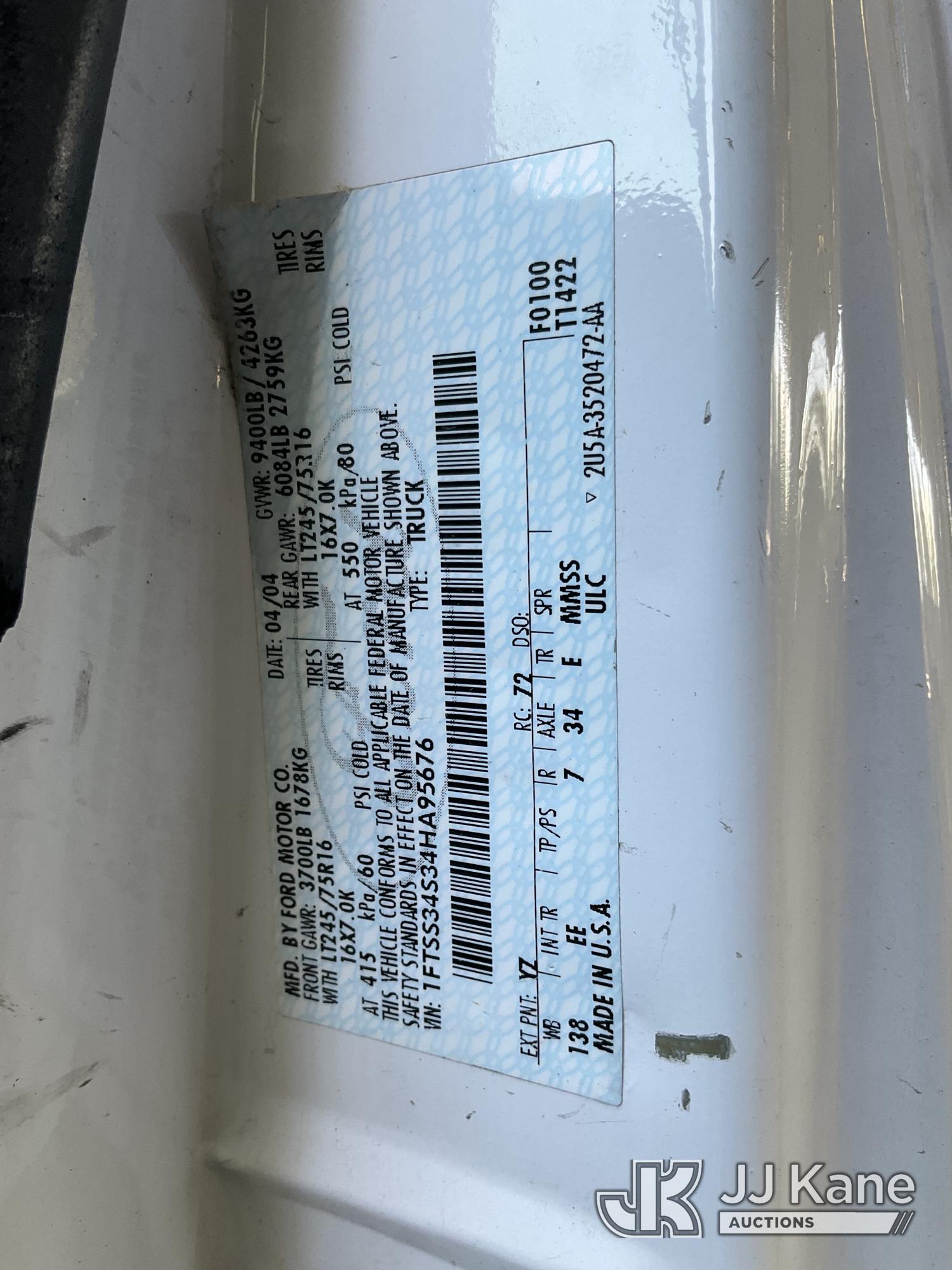 2004 Ford ECONOLINE E-350