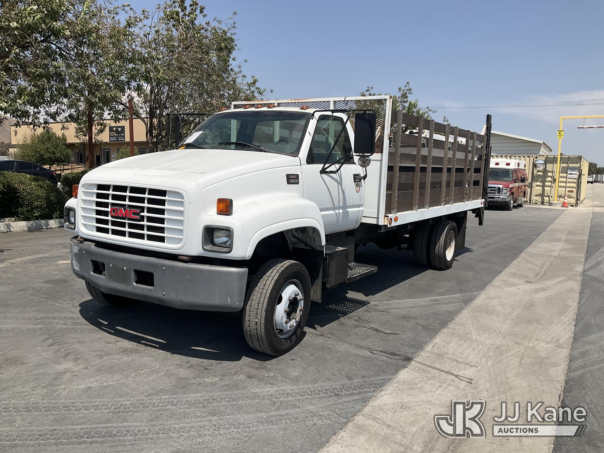 2000 GMC C6H042 Stake Truck