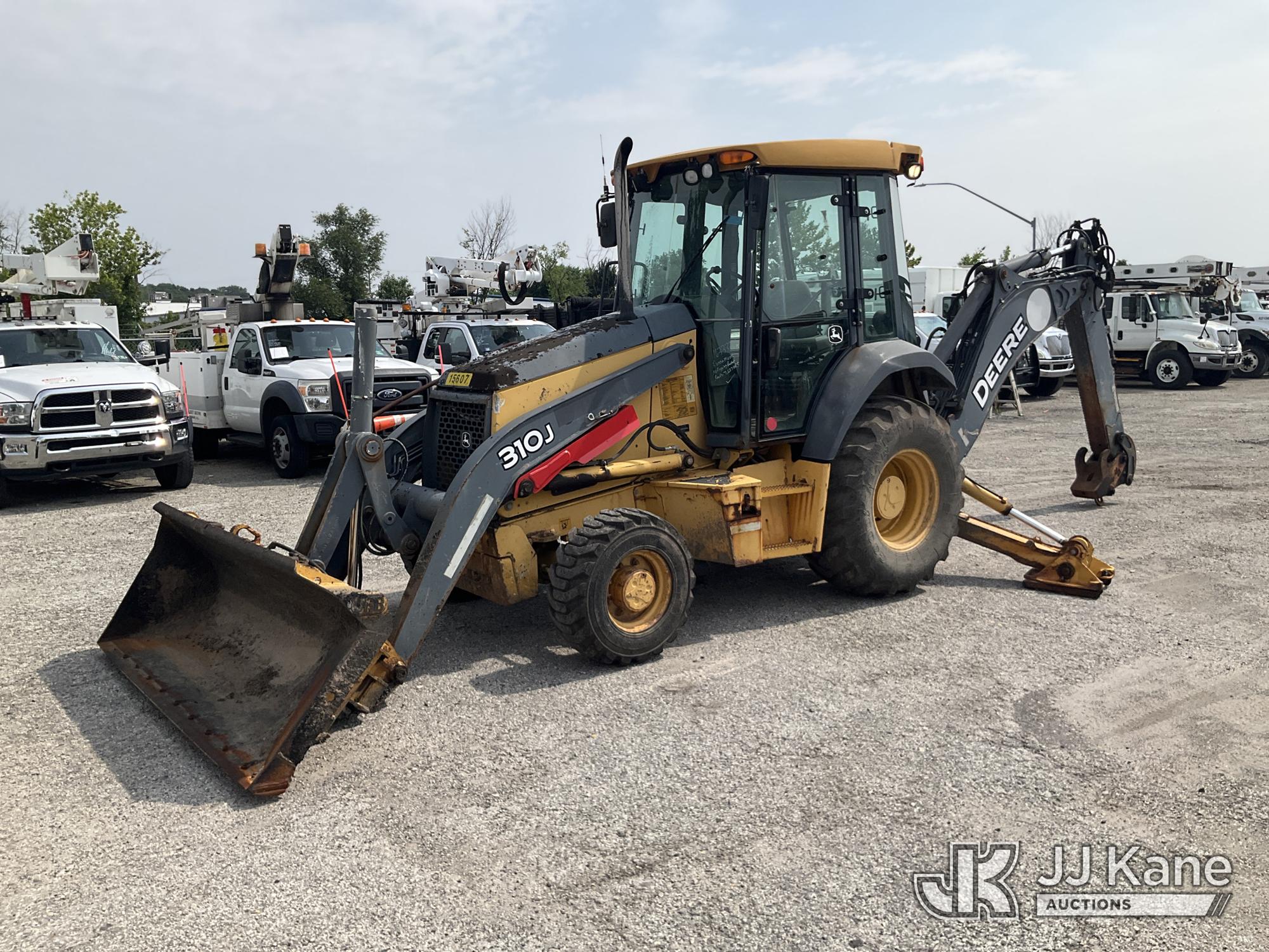 Photo of 2010 John Deere 310J