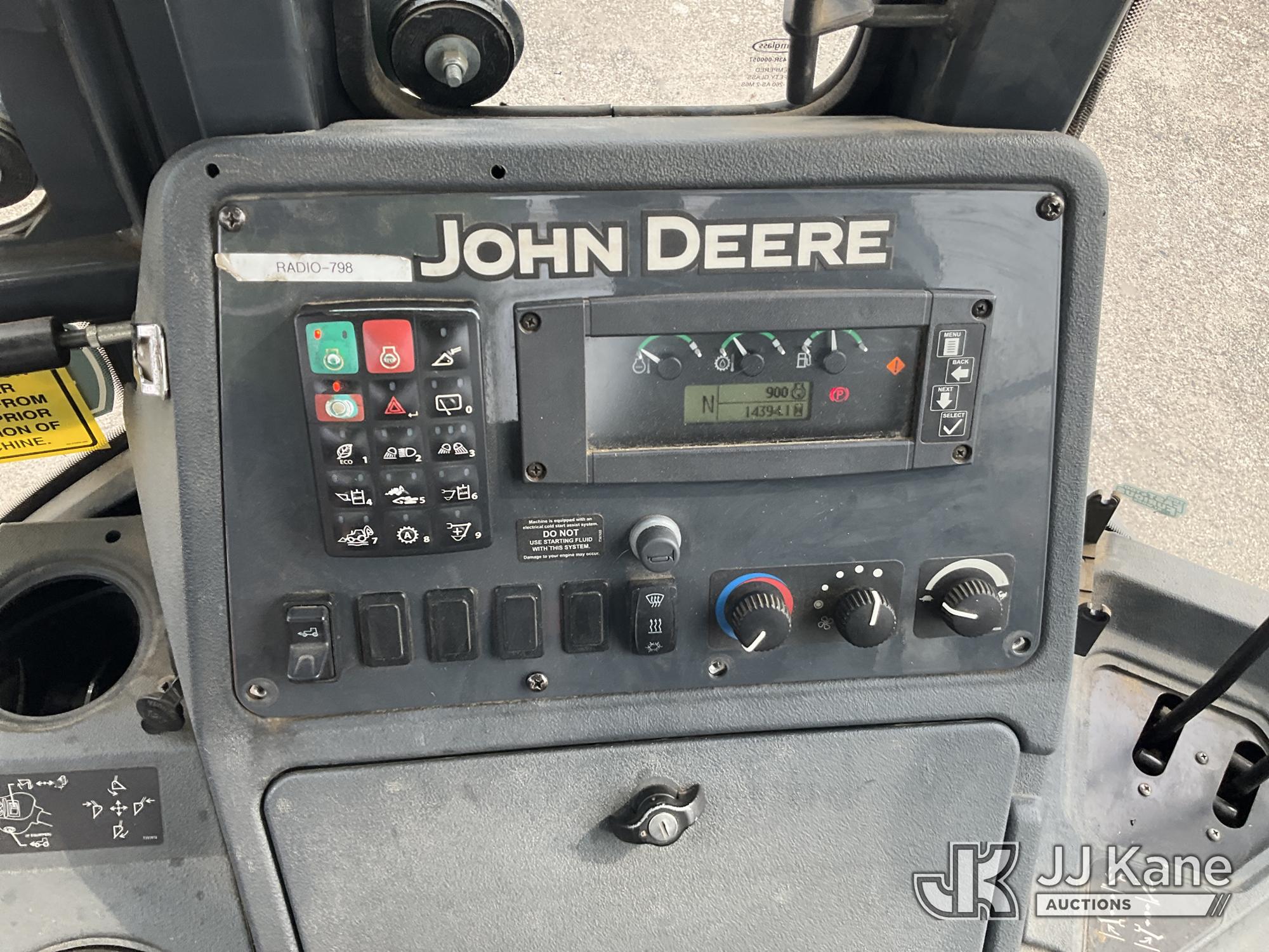 2016 John Deere 310SL