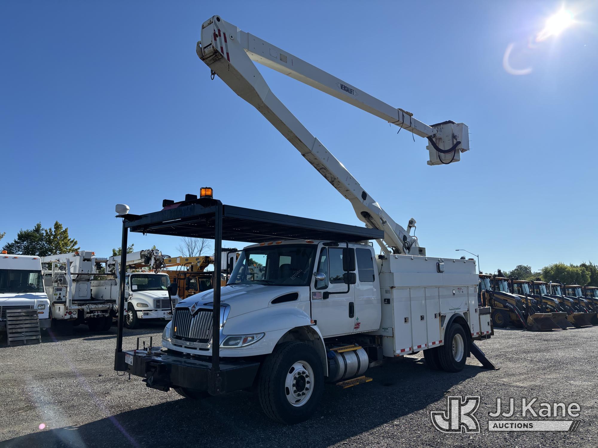 Photo of 2016 International DuraStar 4400