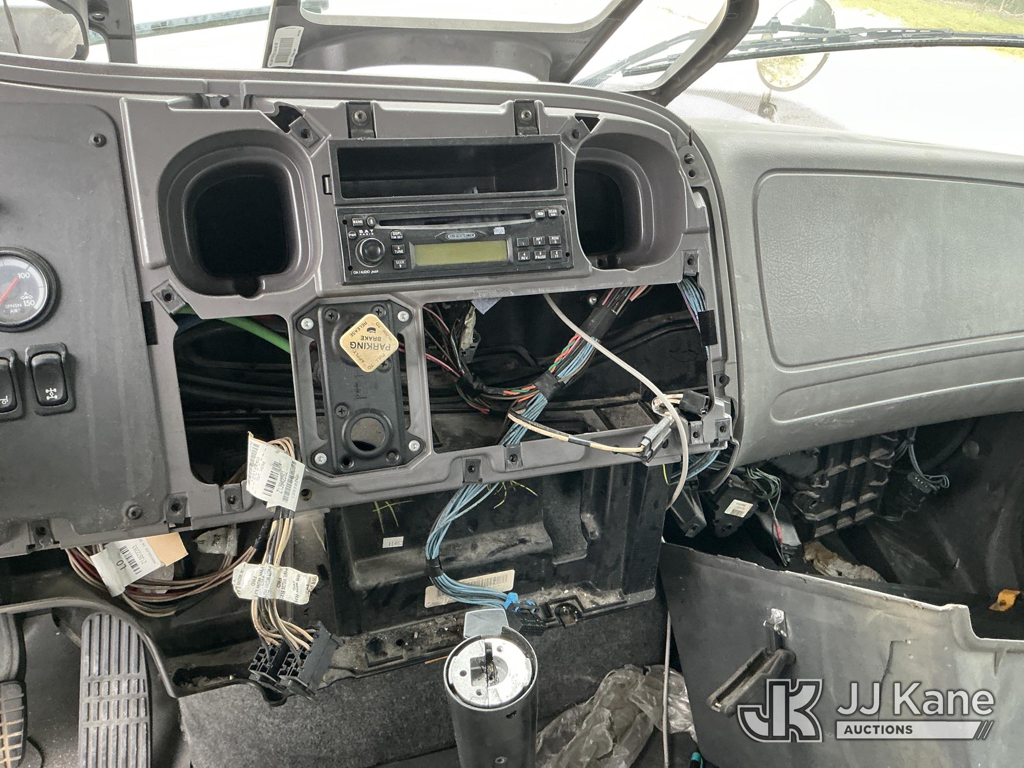 2007 Freightliner M2 112