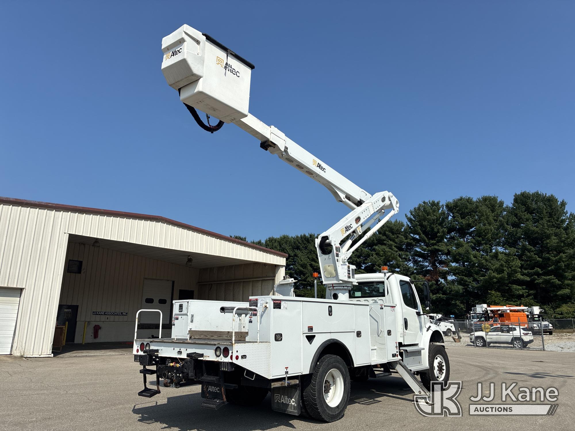 2020 Freightliner M2-106