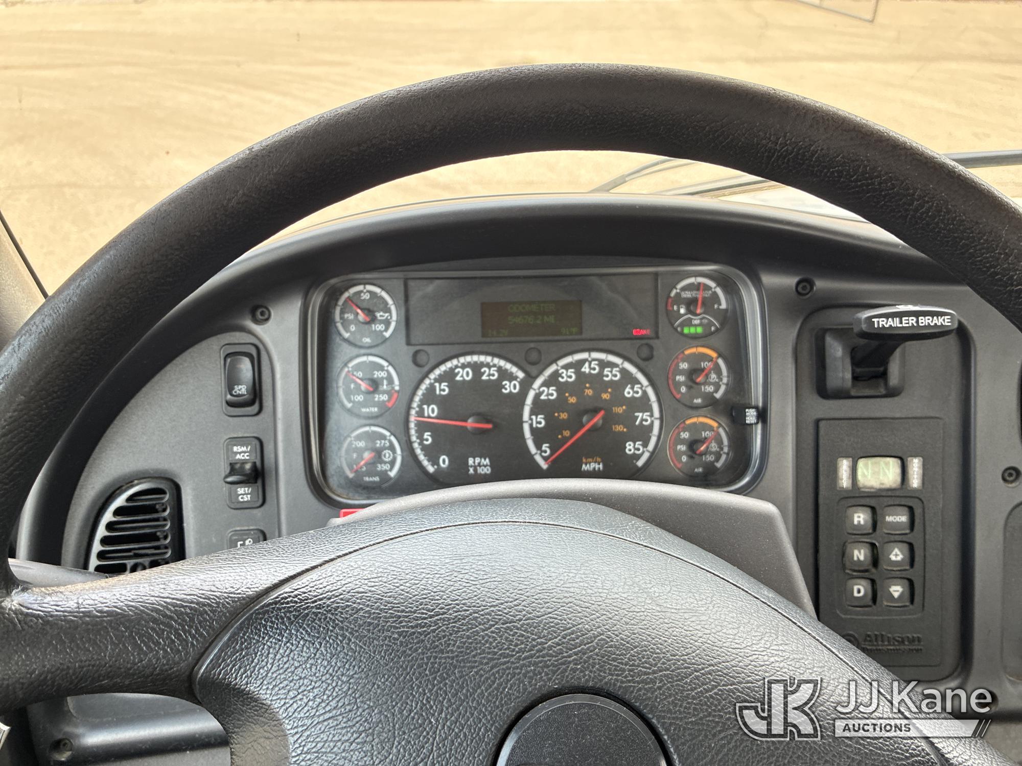 2020 Freightliner M2-106