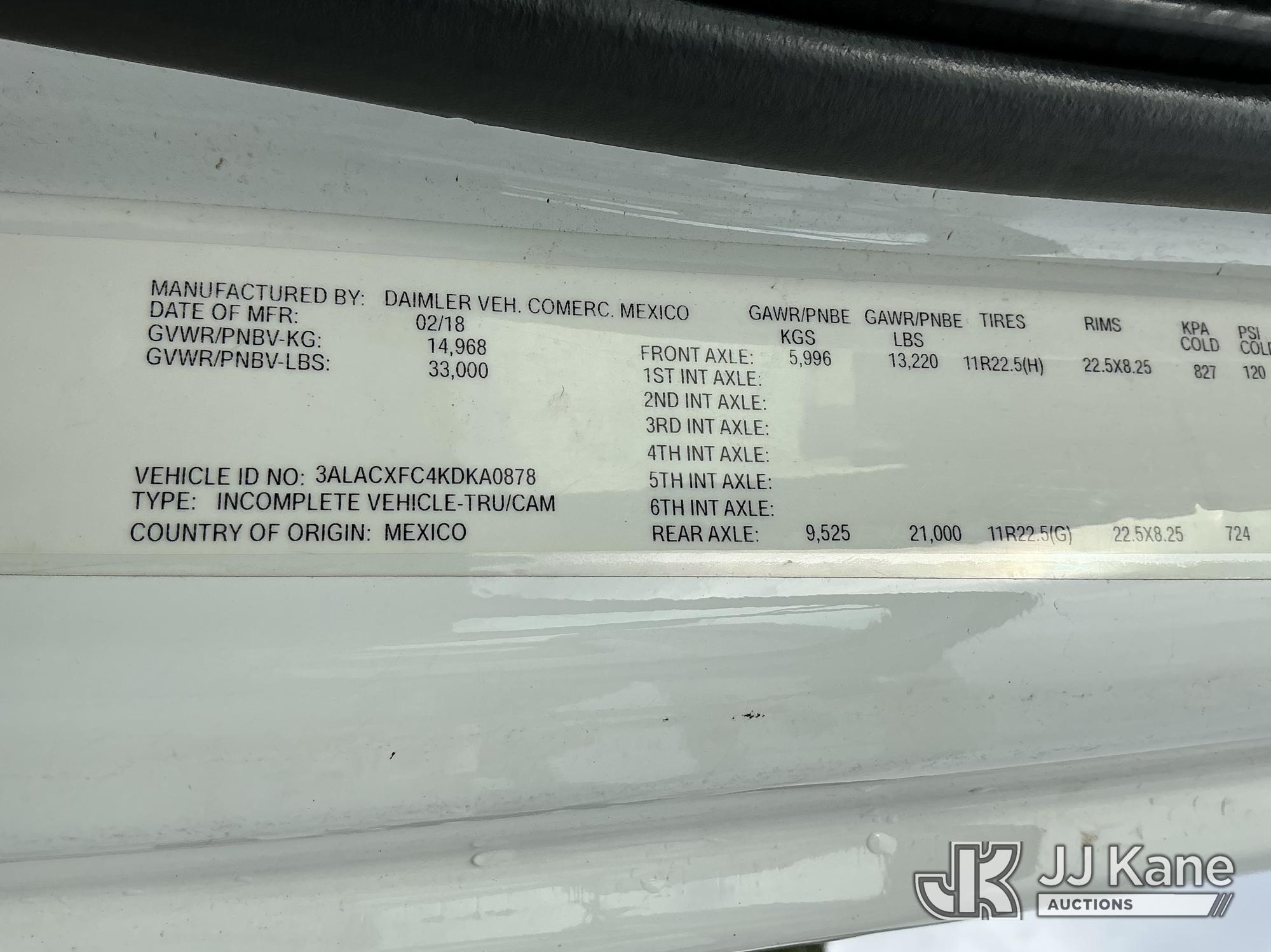2019 Freightliner M2-106