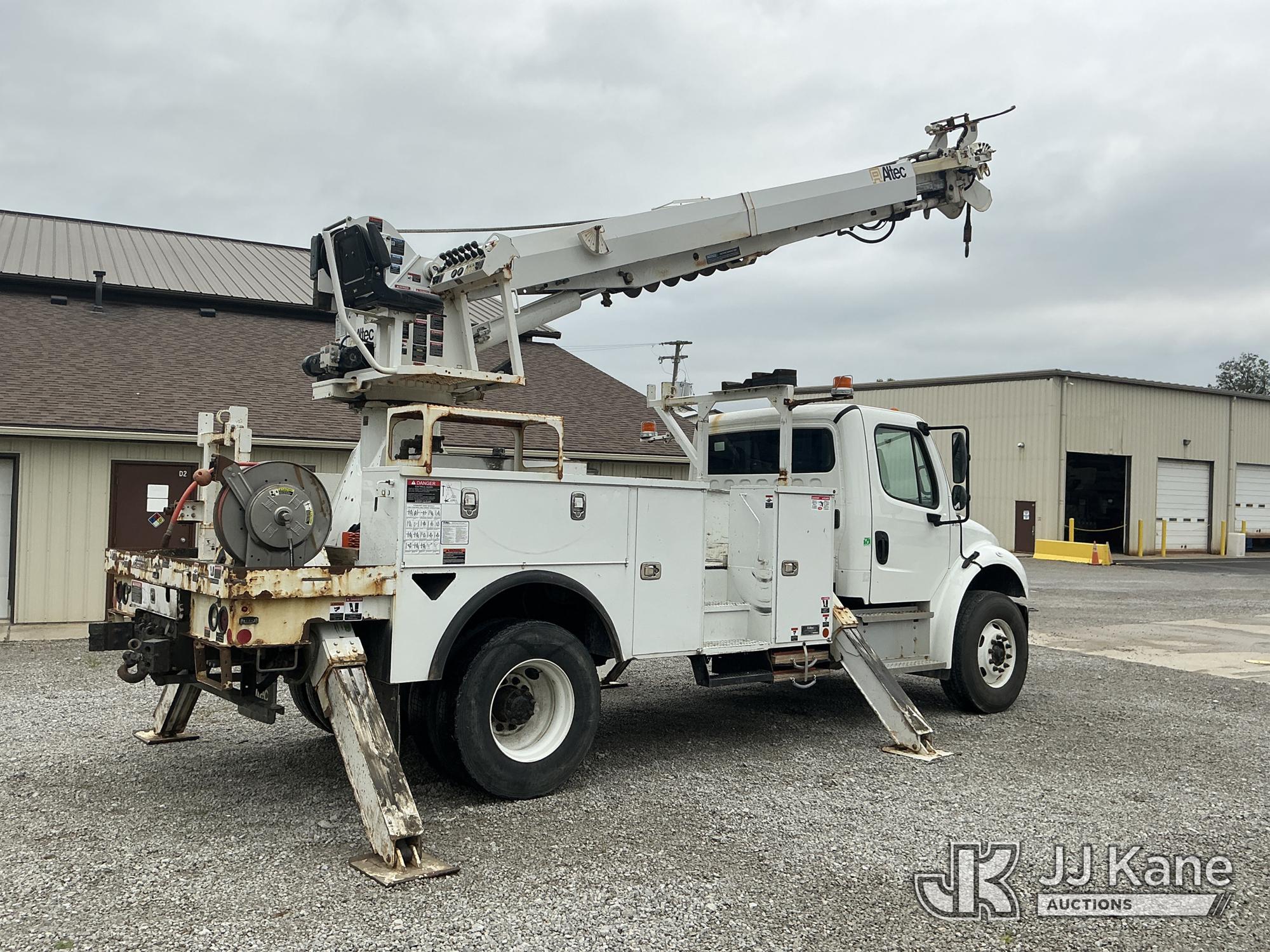 2021 Freightliner M2-106