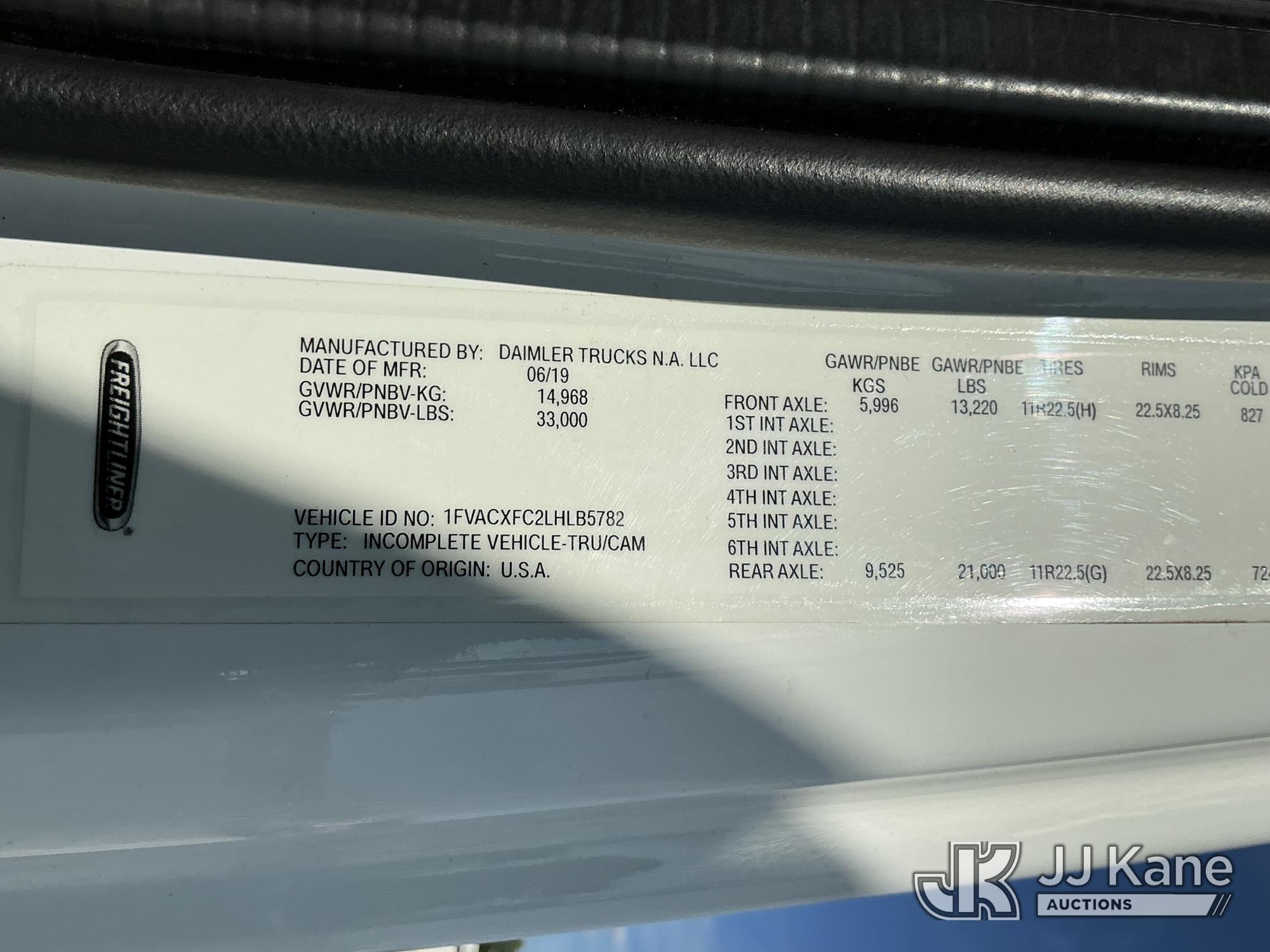 2020 Freightliner M2